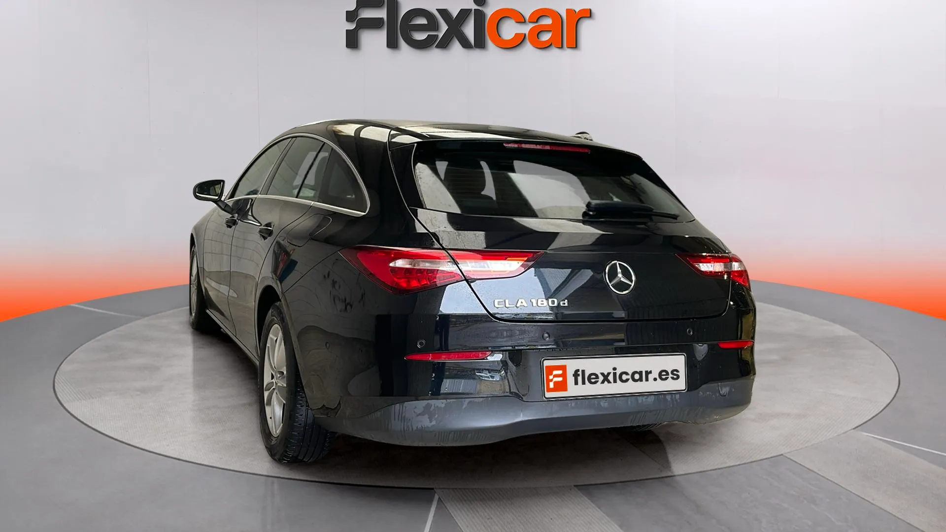 Mercedes-Benz CLA 180 D DCT Shooting Brake - foto 10