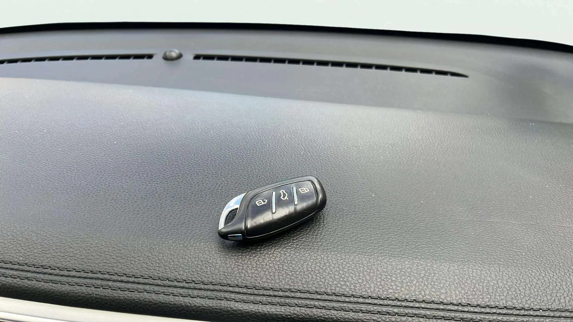 MG ZS 1.0T Comfort - foto 15