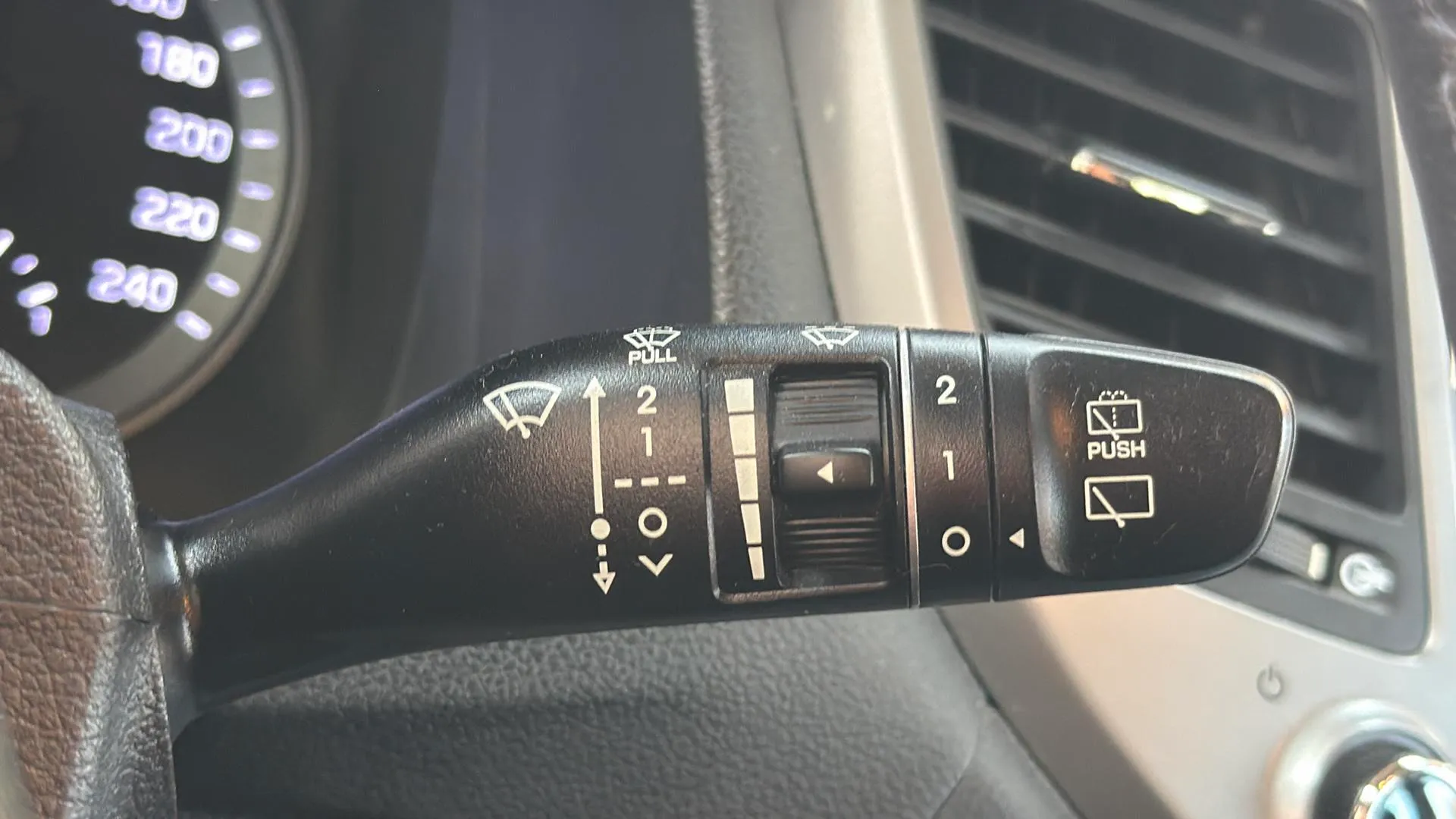 Hyundai Tucson 1.6 GDi BlueDrive Klass Nav 4x2 - foto 18