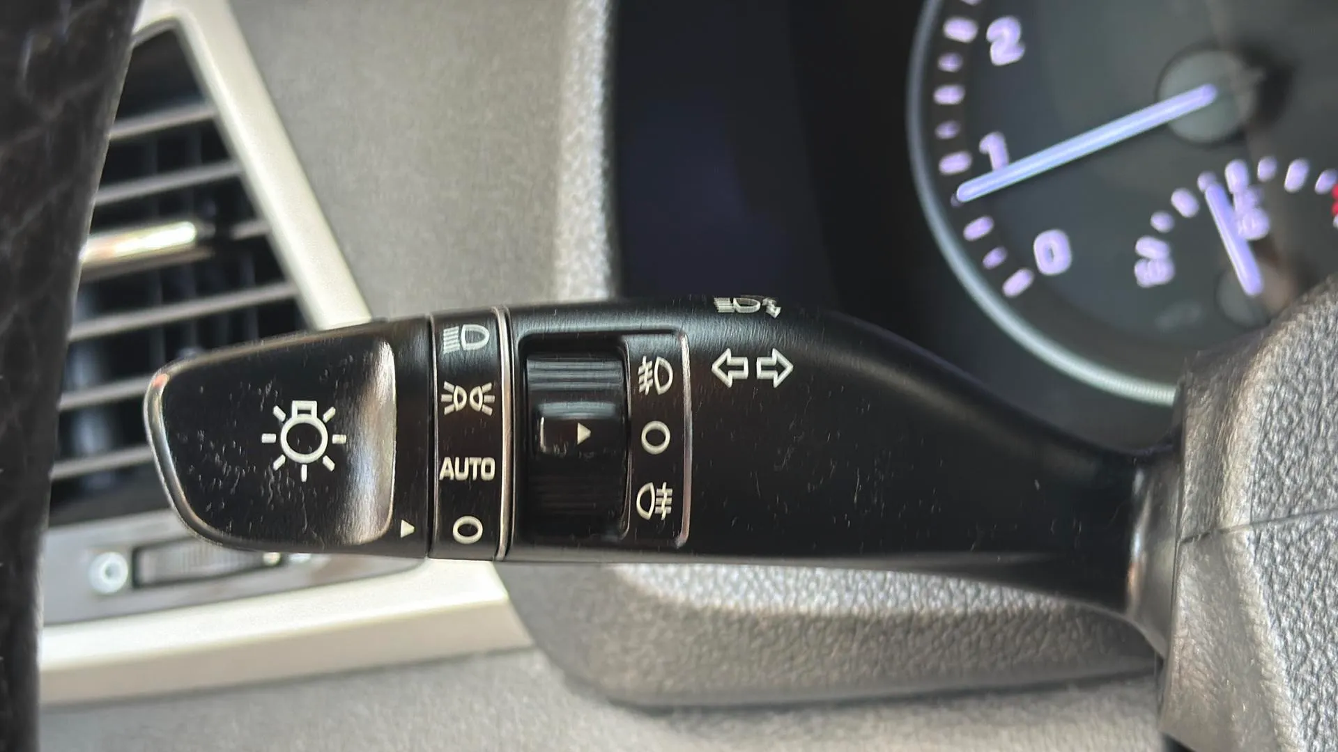 Hyundai Tucson 1.6 GDi BlueDrive Klass Nav 4x2 - foto 17