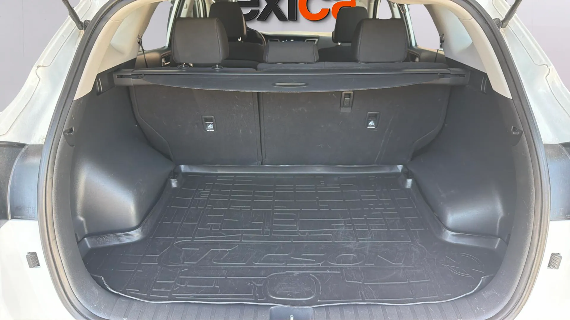 Hyundai Tucson 1.6 GDi BlueDrive Klass Nav 4x2 - foto 25