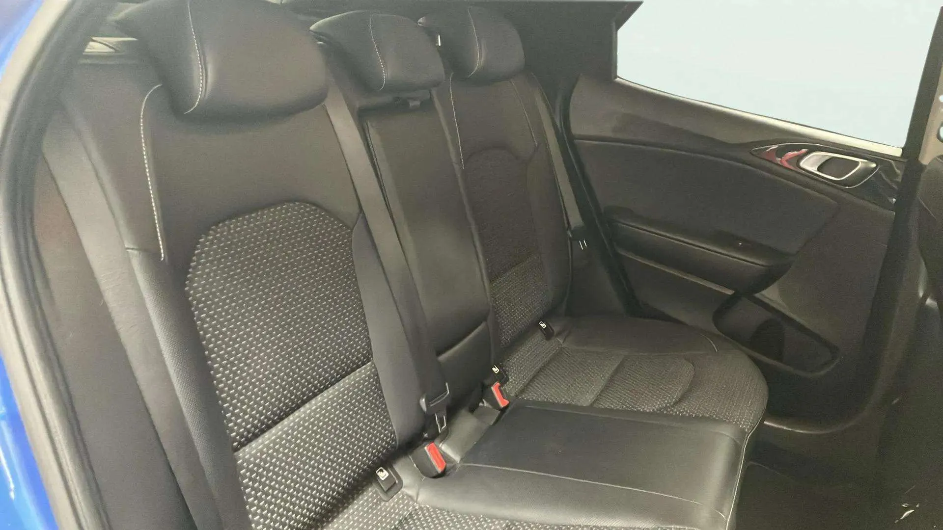 Kia XCeed 1.4 T-GDi Emotion DCT - foto 11