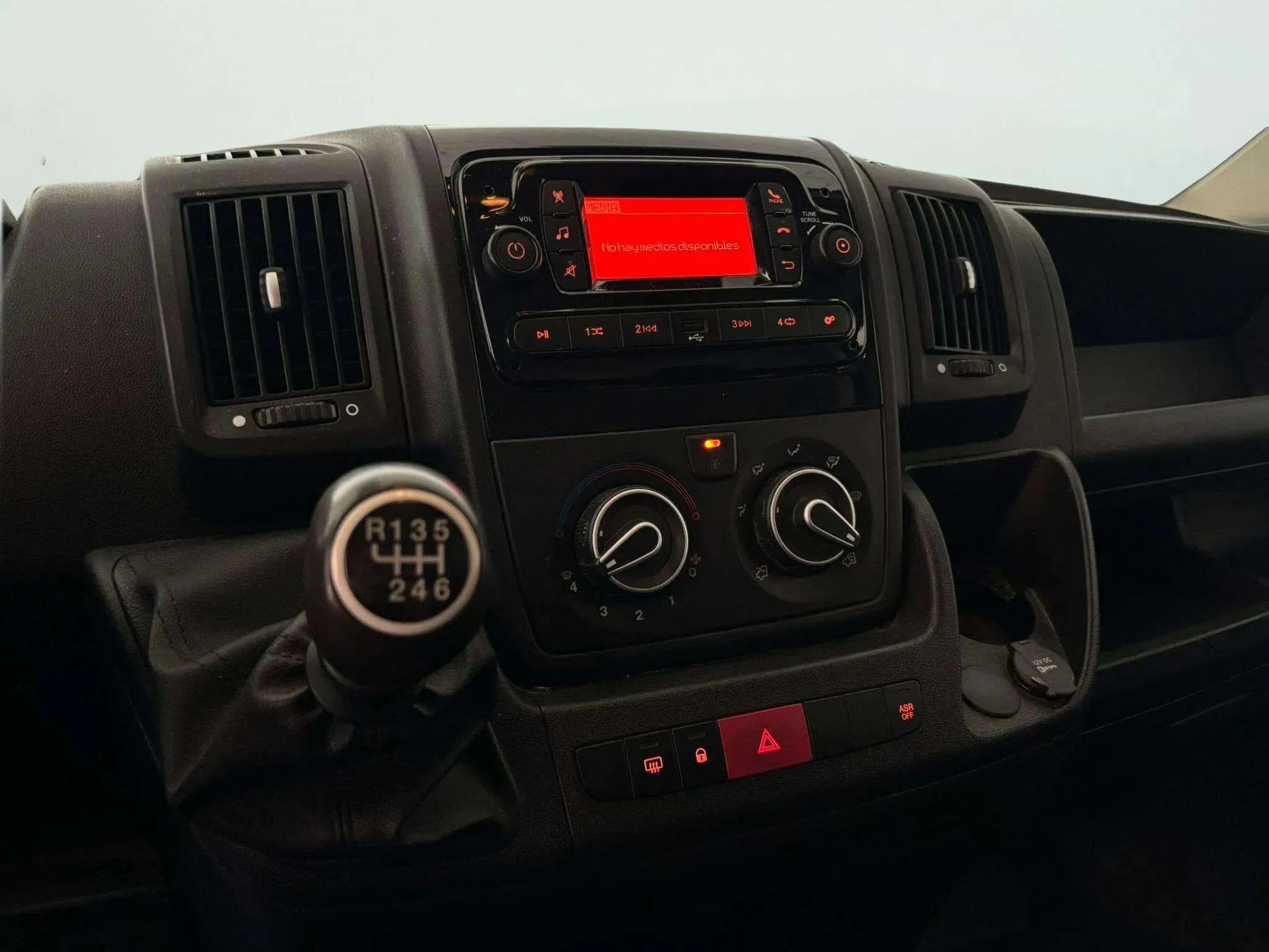 Opel Movano Furgón Base L3H2 3.5T 2.2 BlueHDi - foto 13