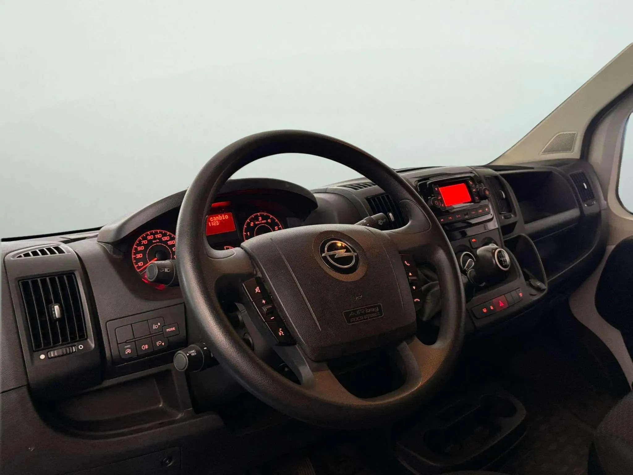 Opel Movano Furgón Base L3H2 3.5T 2.2 BlueHDi - foto 7