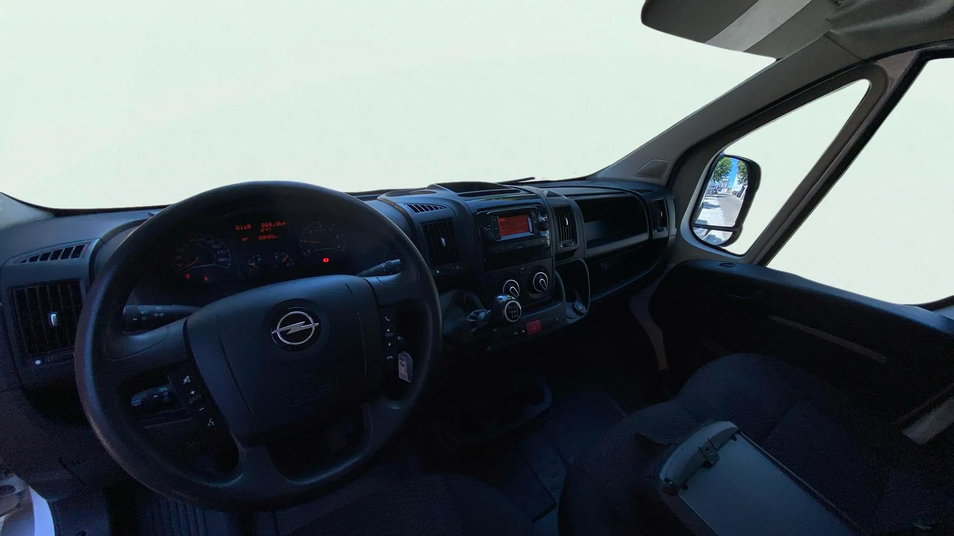 Opel Movano Furgón Base L3H2 3.5T 2.2 BlueHDi - foto 16