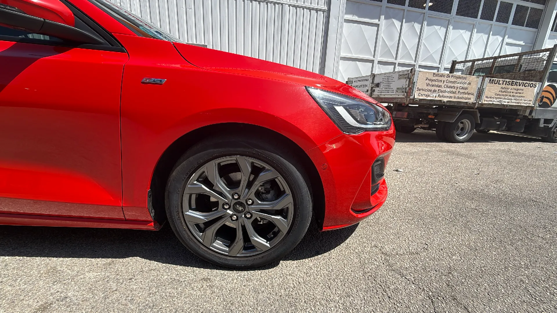 Ford Focus 1.0 EcoBoost MHEV Active - foto 23