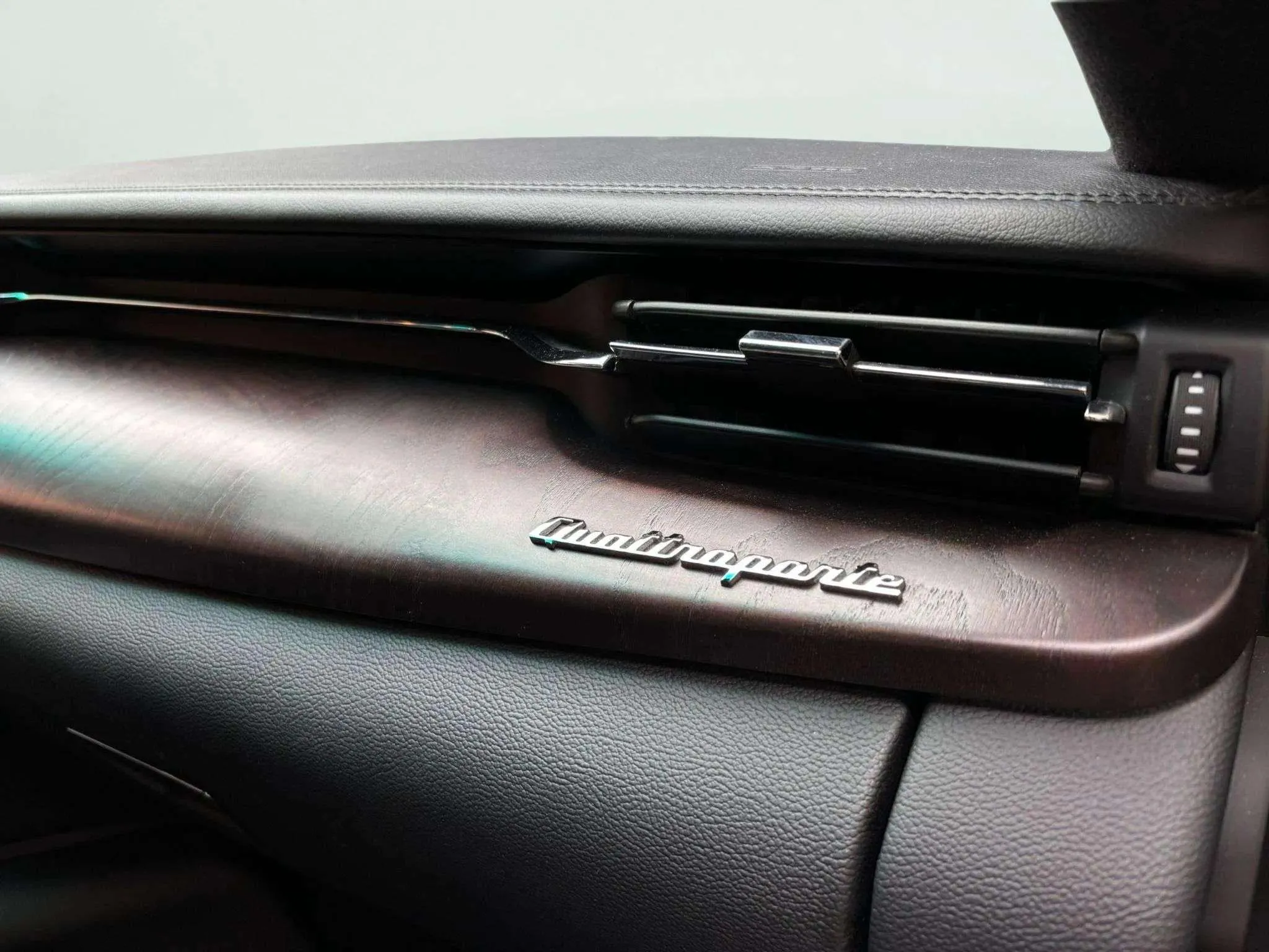 Maserati Quattroporte 3.0 V6 S Q4 - foto 22