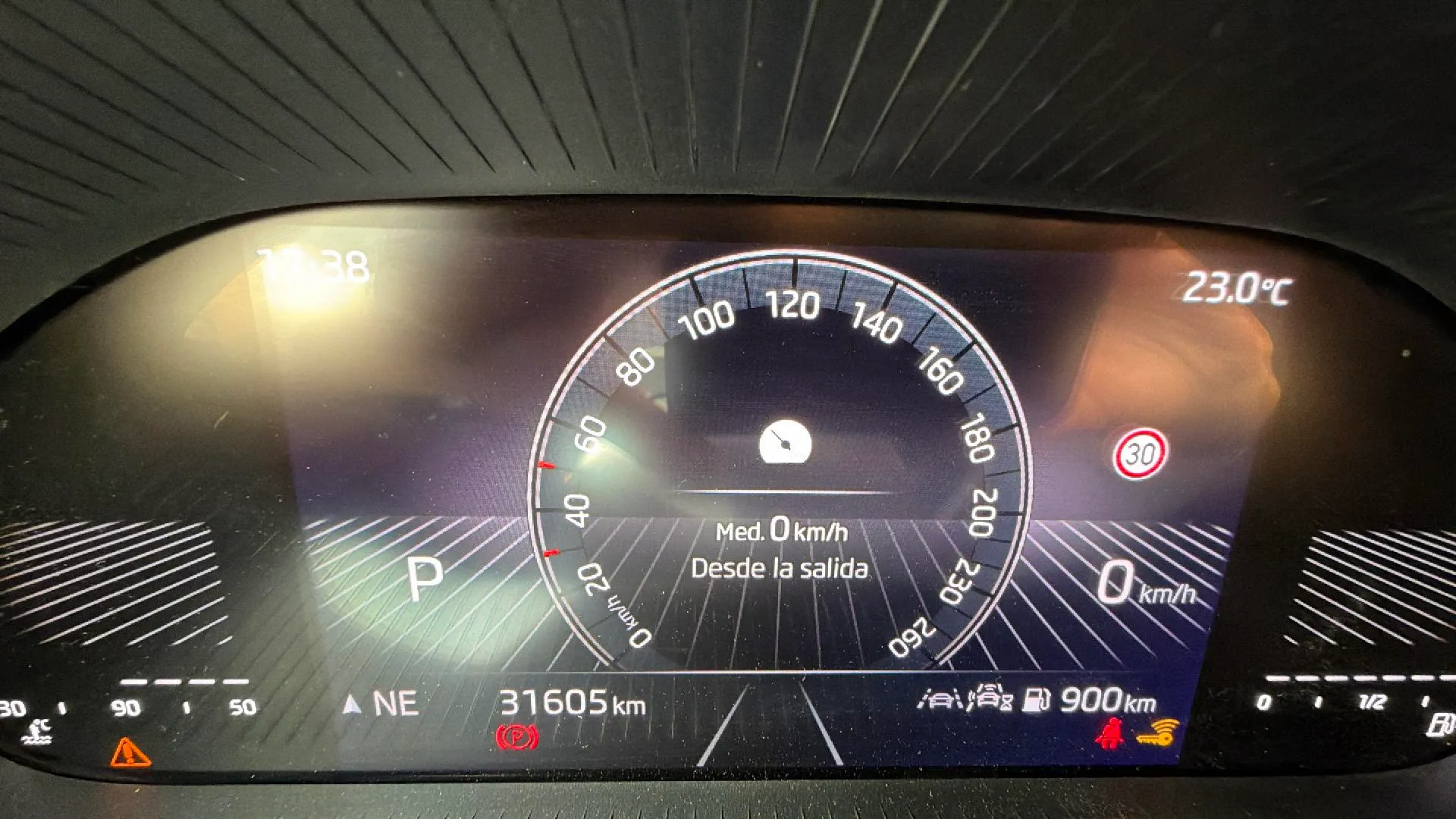 Škoda Fabia 1.0 TSI DSG Selection - foto 12