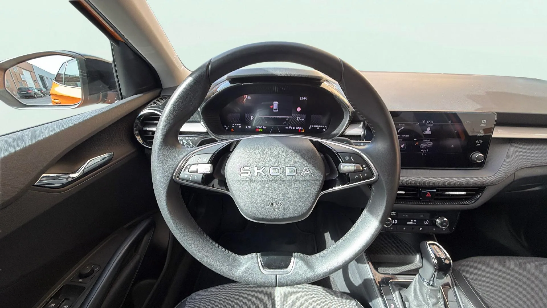 Škoda Fabia 1.0 TSI DSG Selection - foto 11