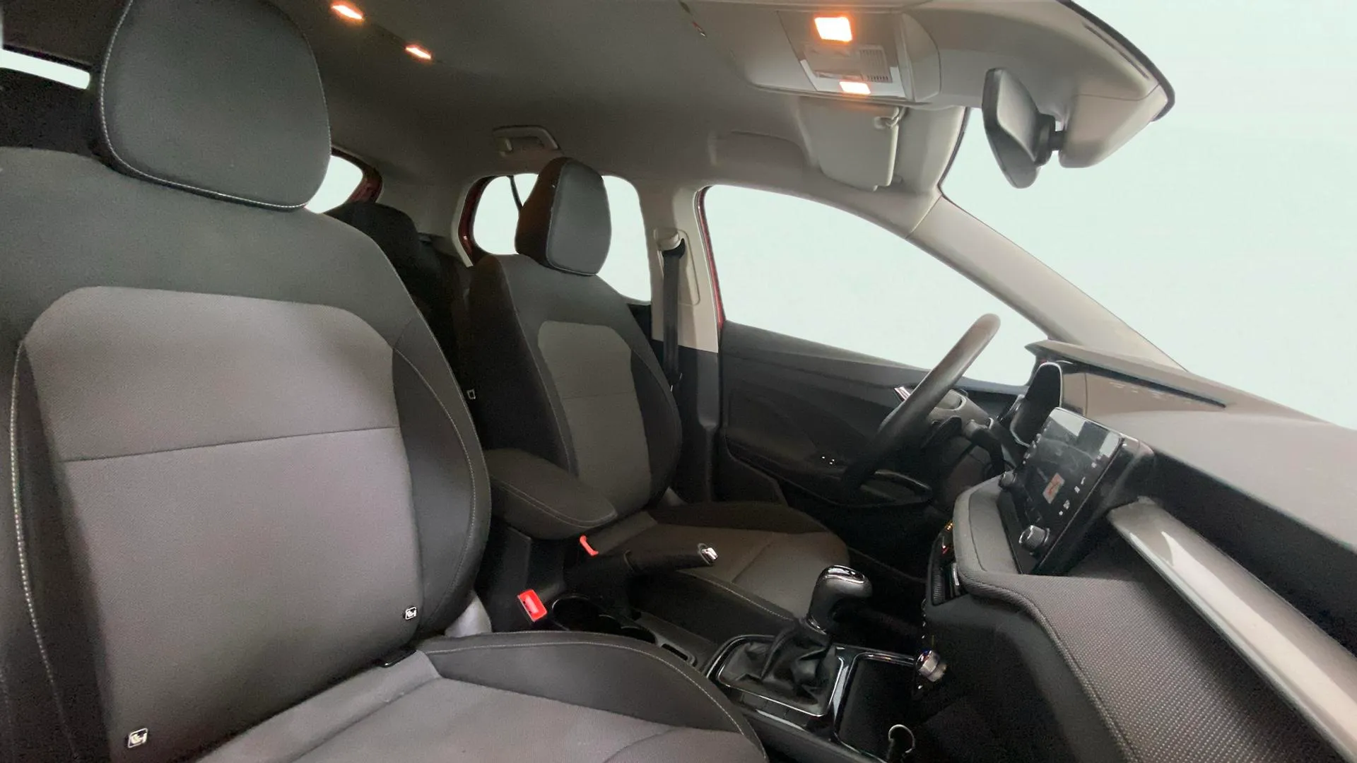 Škoda Fabia 1.0 TSI DSG Selection - foto 11