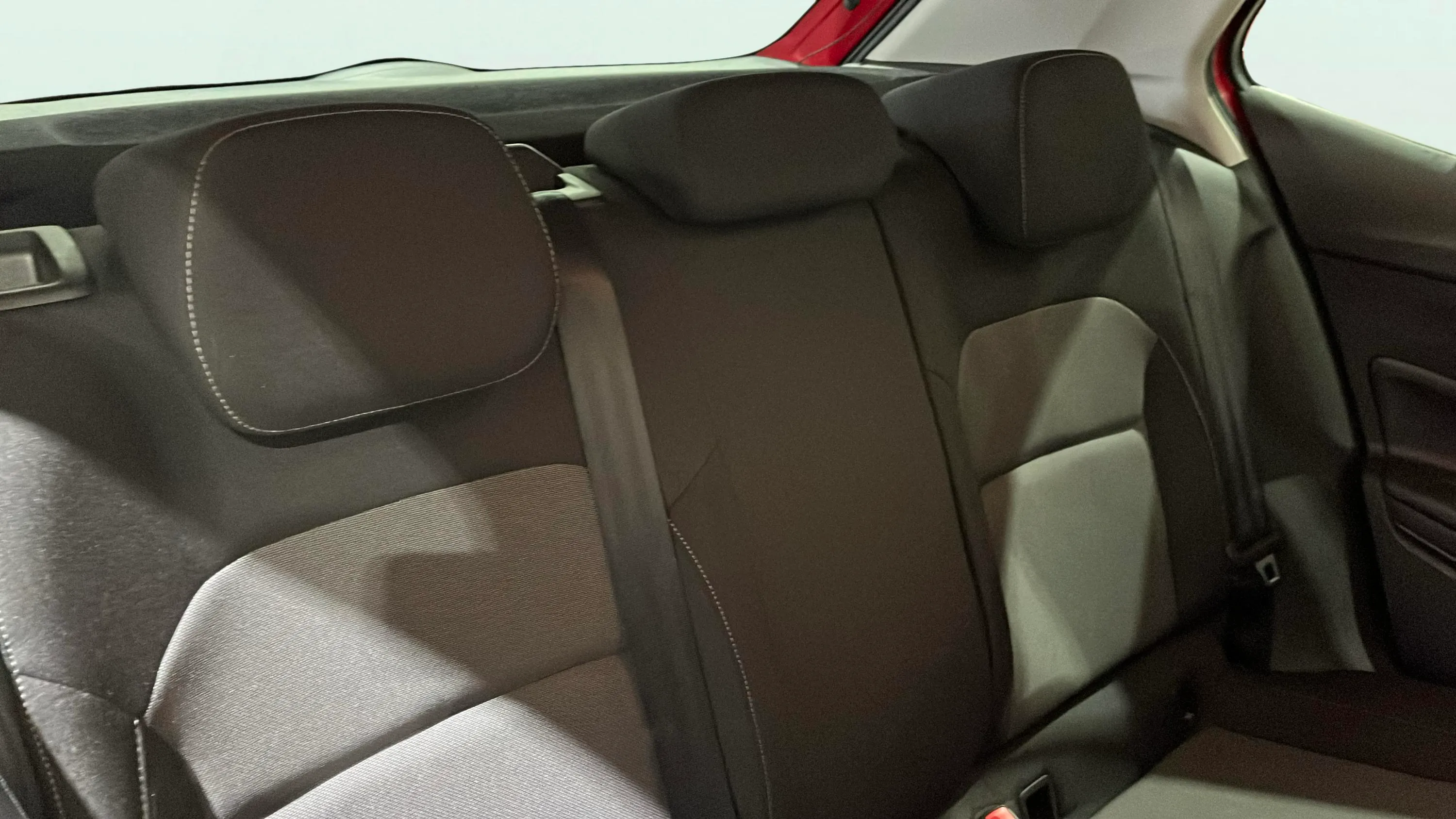 Škoda Fabia 1.0 TSI DSG Selection - foto 13