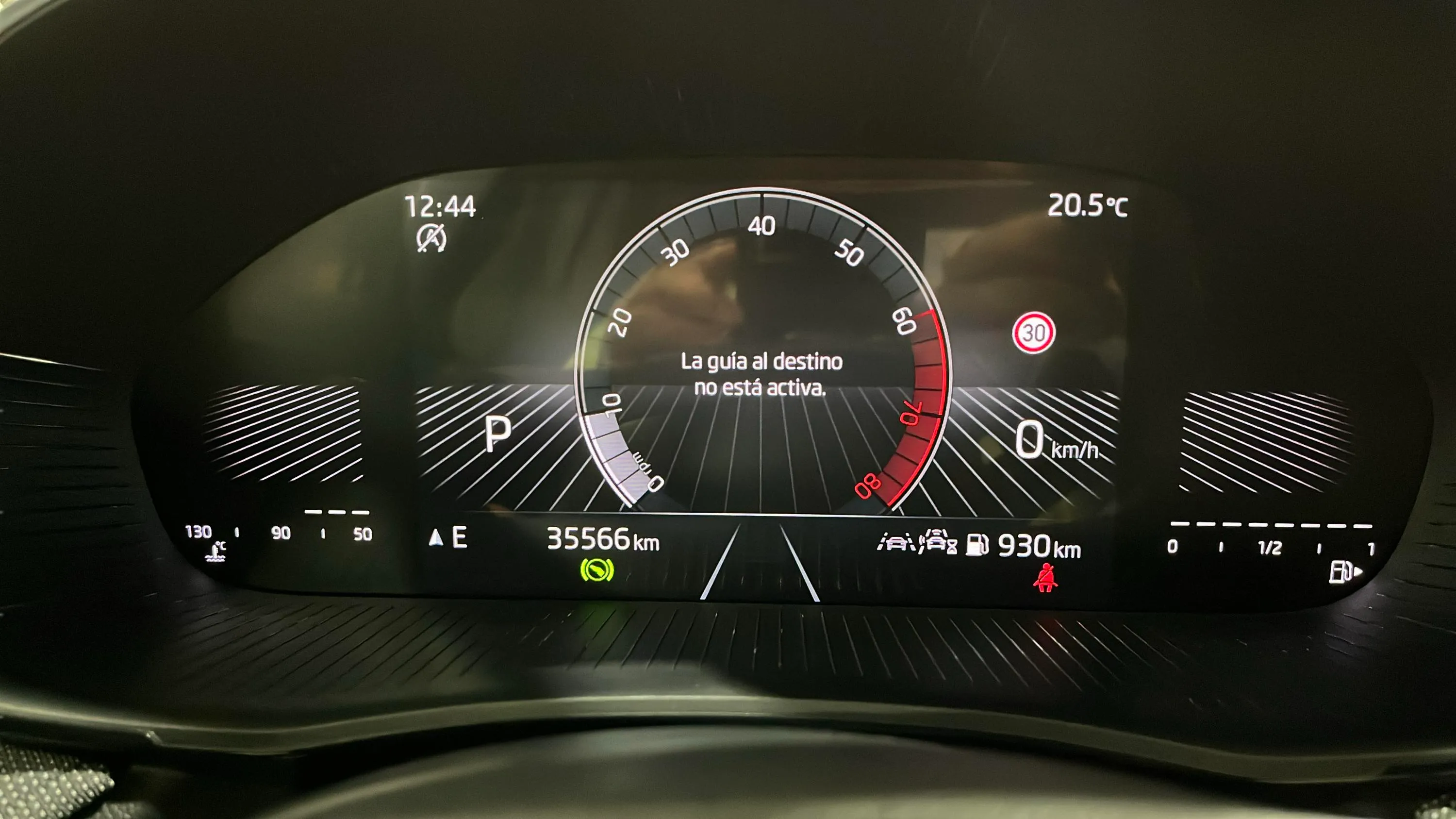 Škoda Fabia 1.0 TSI DSG Selection - foto 19