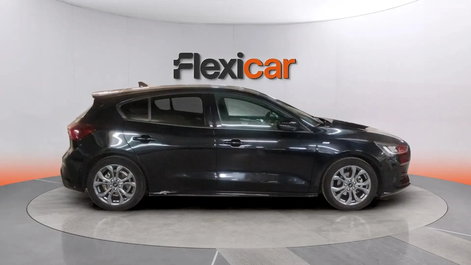 Ford Focus 1.0 EcoBoost MHEV Active - foto 4