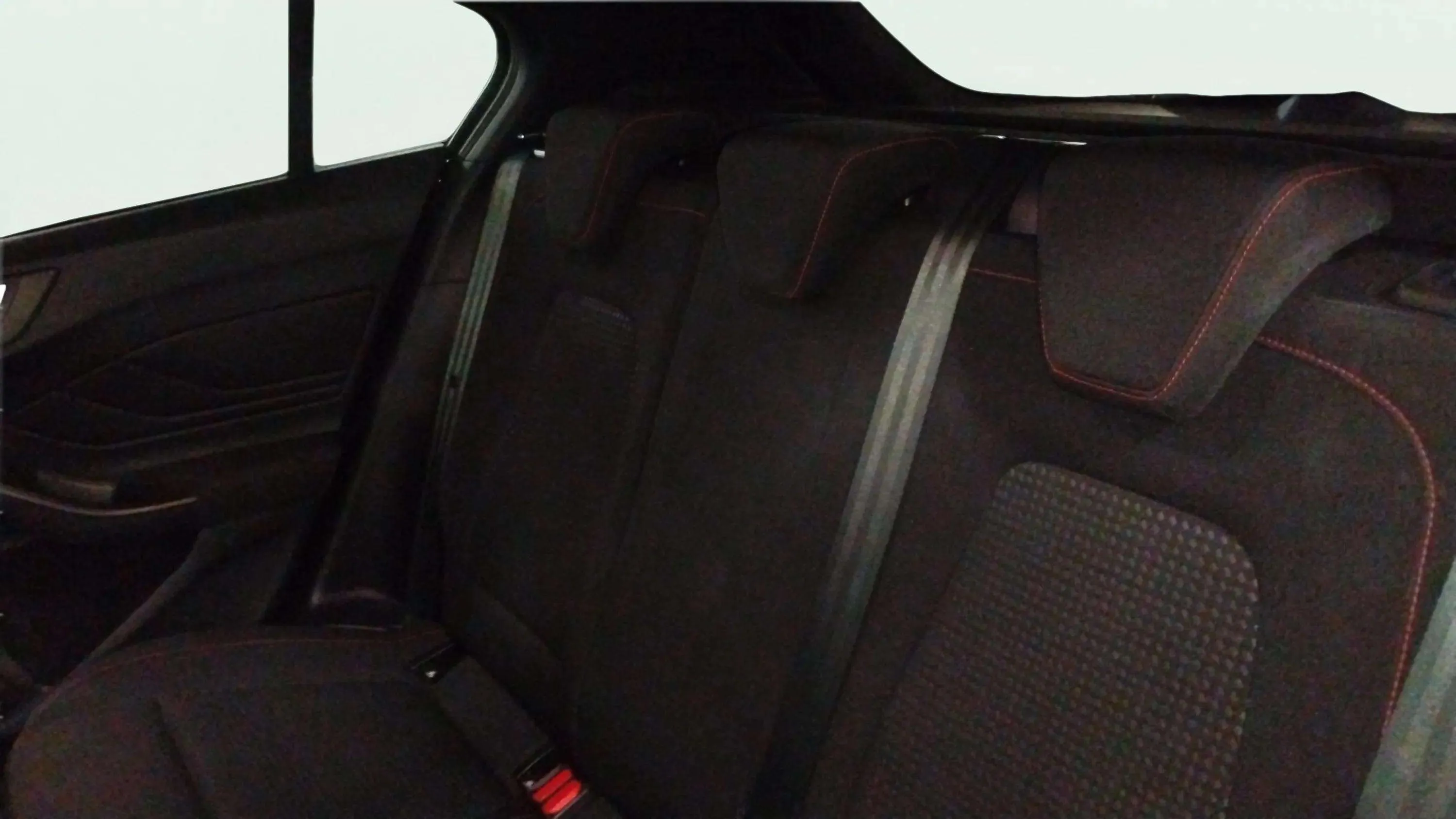 Ford Focus 1.0 EcoBoost MHEV Active - foto 11