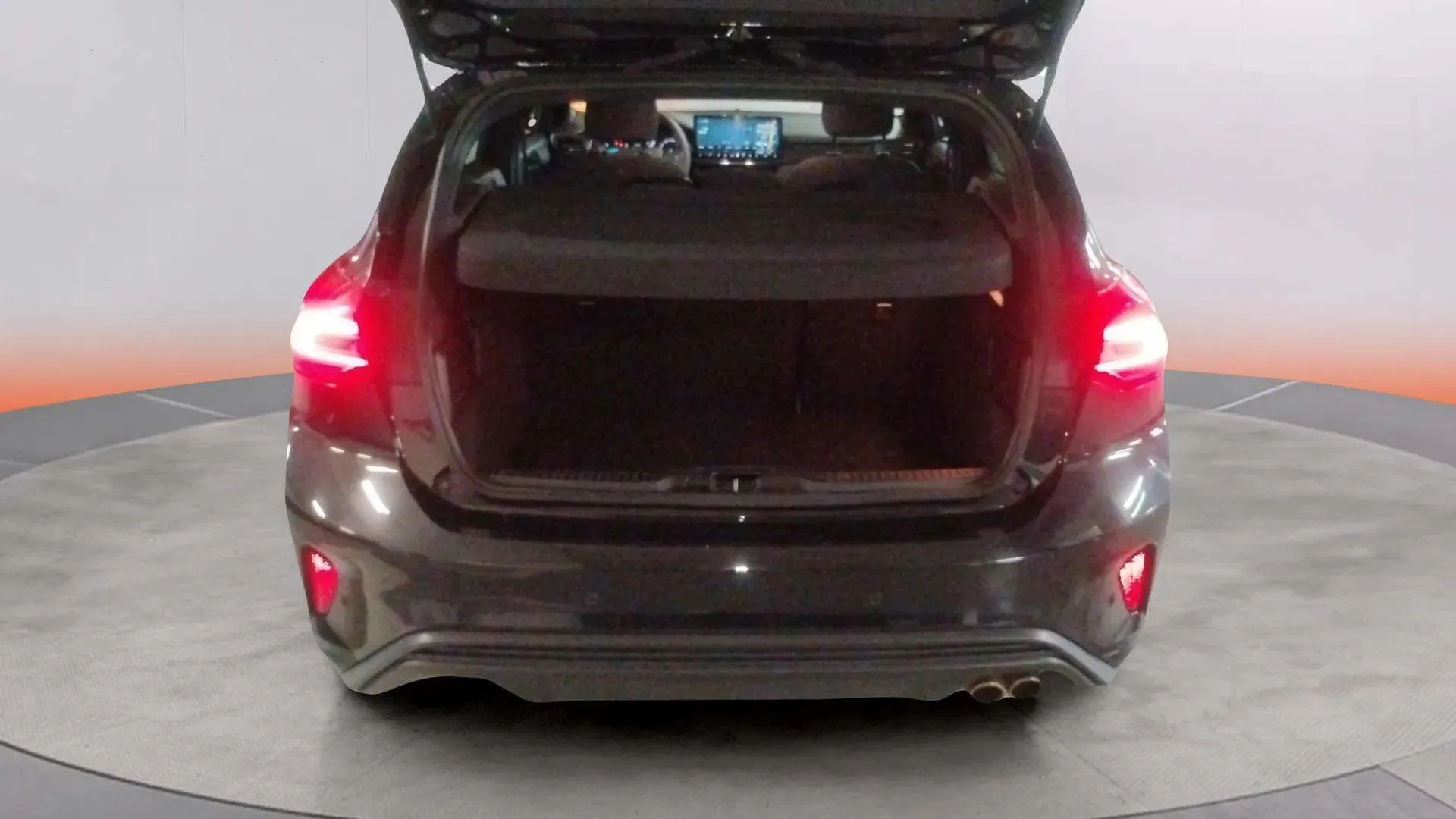 Ford Focus 1.0 EcoBoost MHEV Active - foto 29