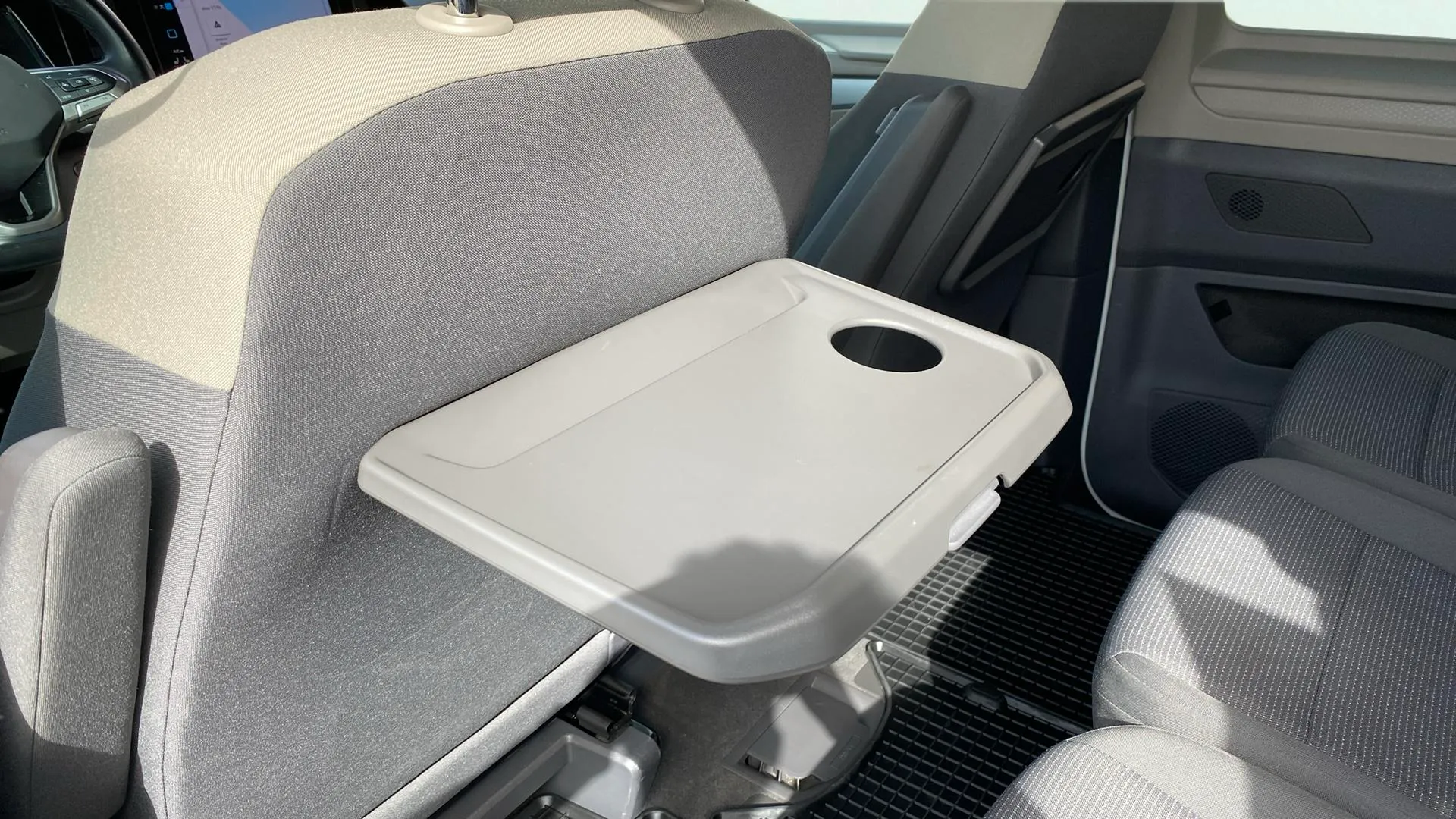 Volkswagen Multivan Life PHEV 1.4 TSI DSG BC - foto 22