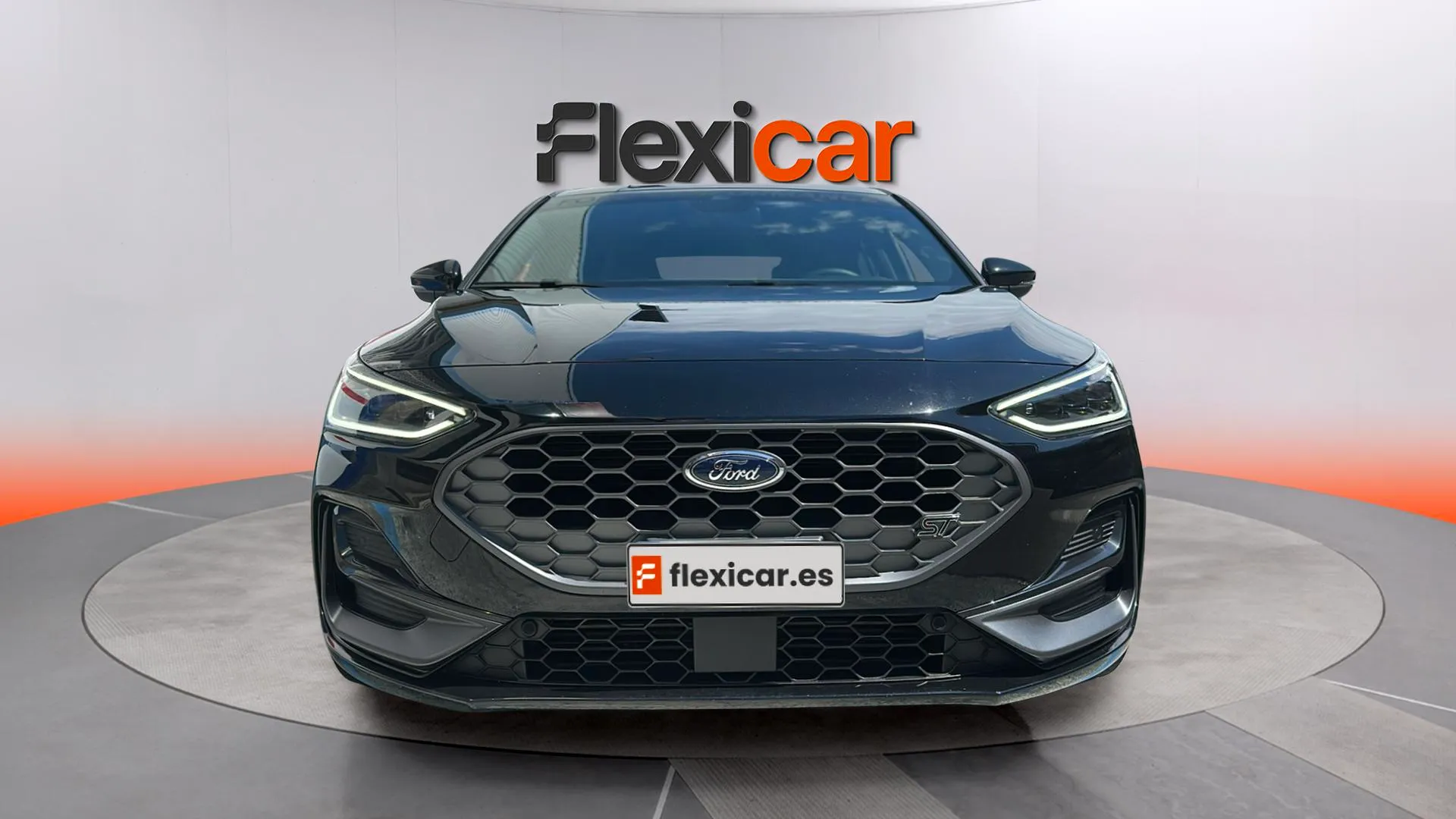Ford Focus ST Edition 2.3 EcoBoost - foto 2