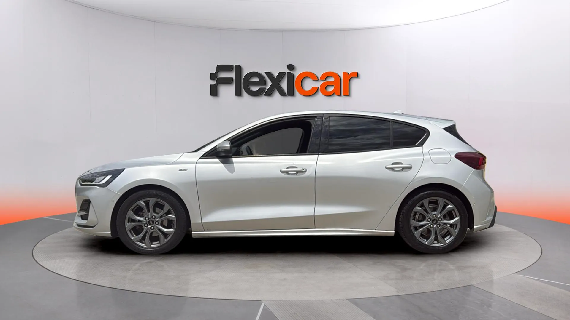 Ford Focus 1.0 EcoBoost MHEV ST-Line Design SIP - foto 4