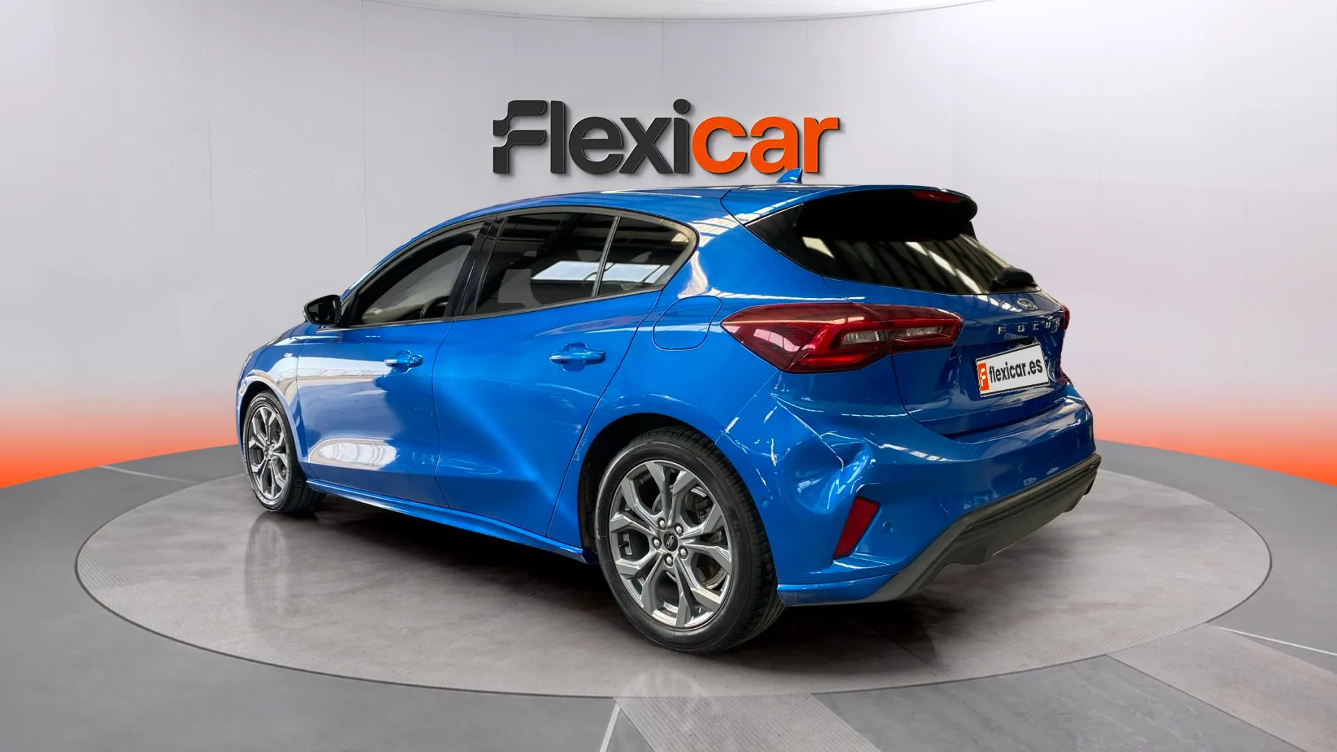 Ford Focus 1.0 EcoBoost MHEV ST-Line - foto 4