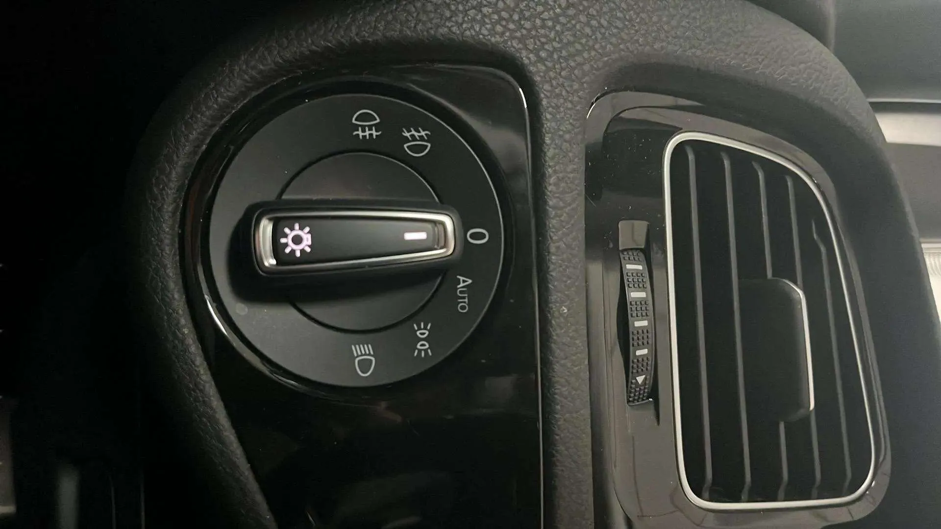 Volkswagen Golf Advance 1.5 TSI EVO DSG - foto 21