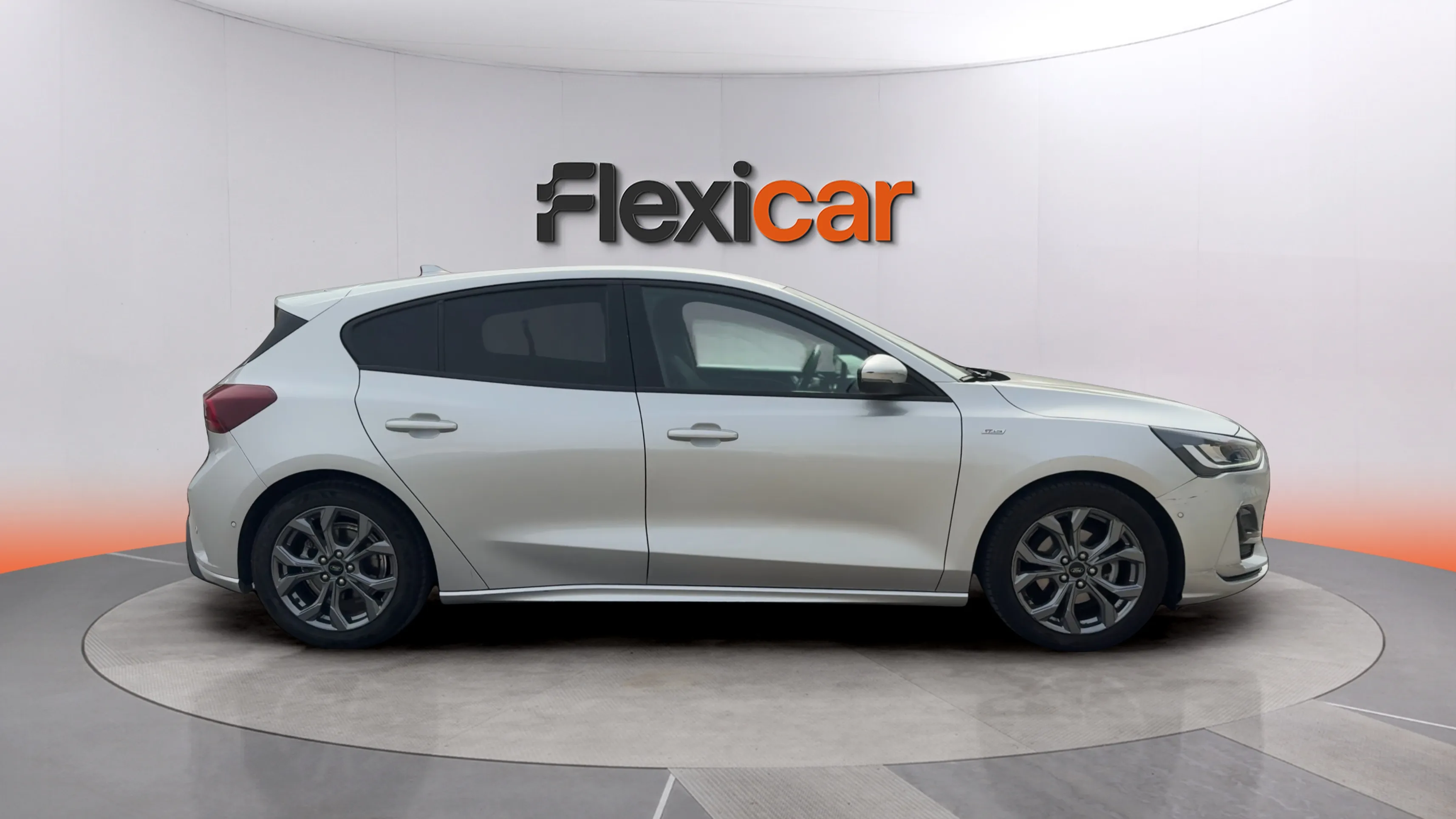 Ford Focus 1.0 EcoBoost MHEV ST-Line Design SIP - foto 8