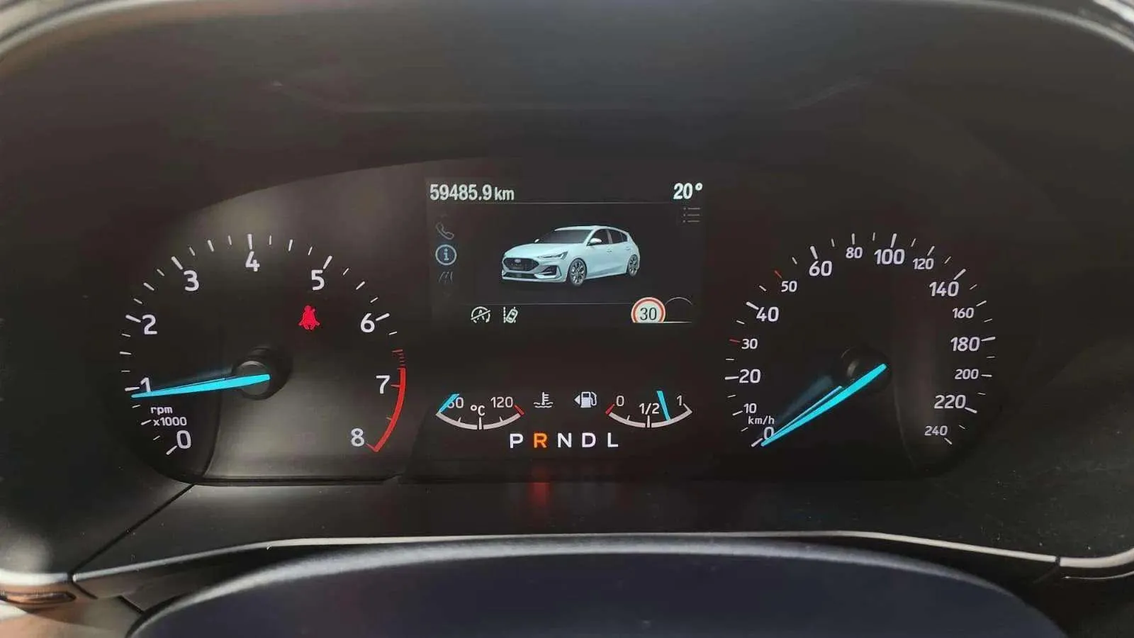 Ford Focus 1.0 EcoBoost MHEV Active - foto 13