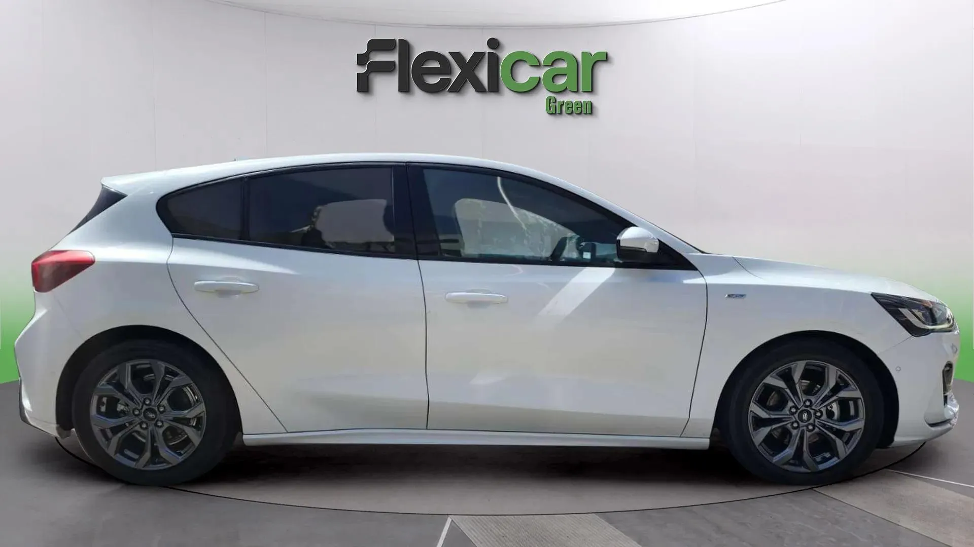 Ford Focus 1.0 EcoBoost MHEV Active - foto 8