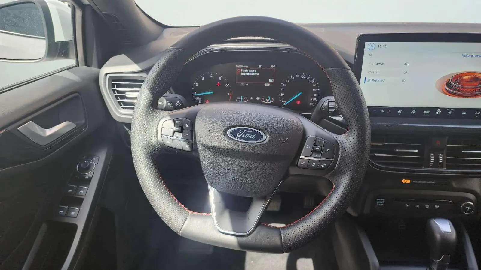 Ford Focus 1.0 EcoBoost MHEV Active - foto 12