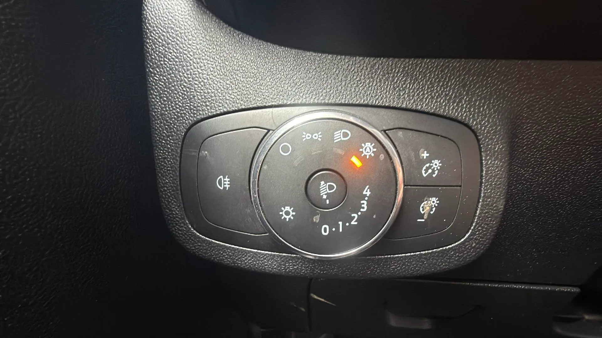 Ford Fiesta 1.0 EcoBoost MHEV ST-Line - foto 24