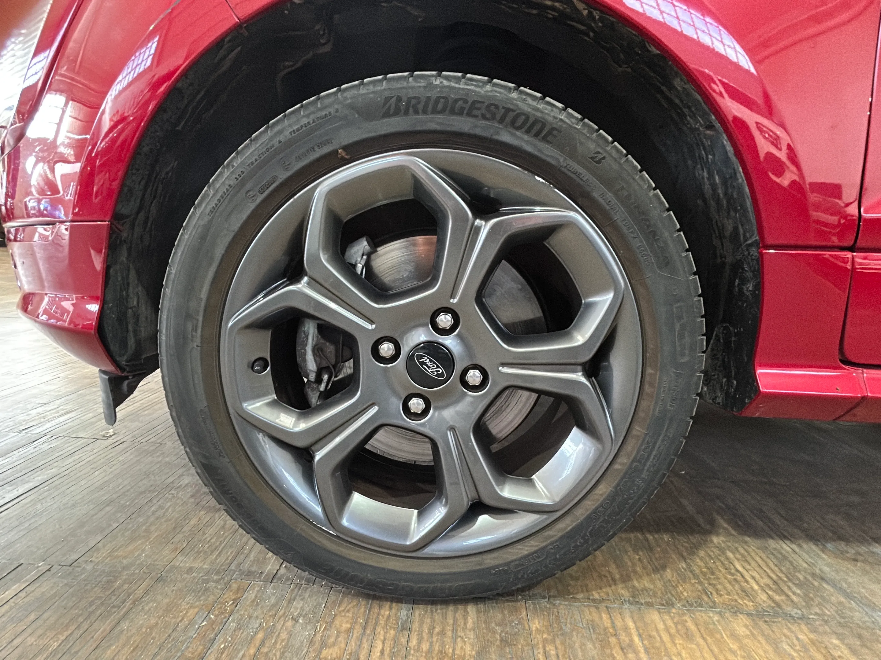 Ford EcoSport 1.0T EcoBoost ST Line - foto 27