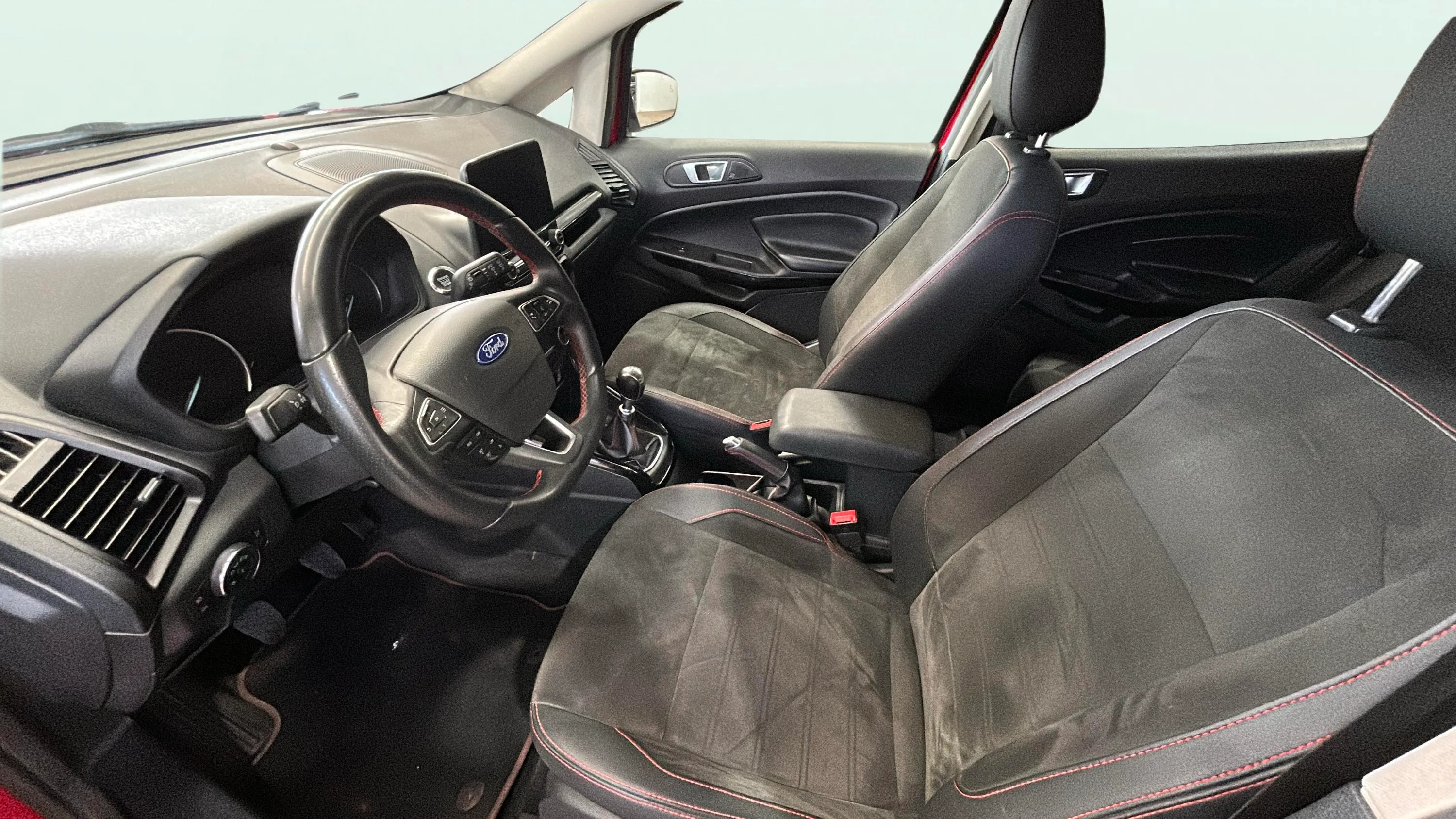 Ford EcoSport 1.0T EcoBoost ST Line - foto 13