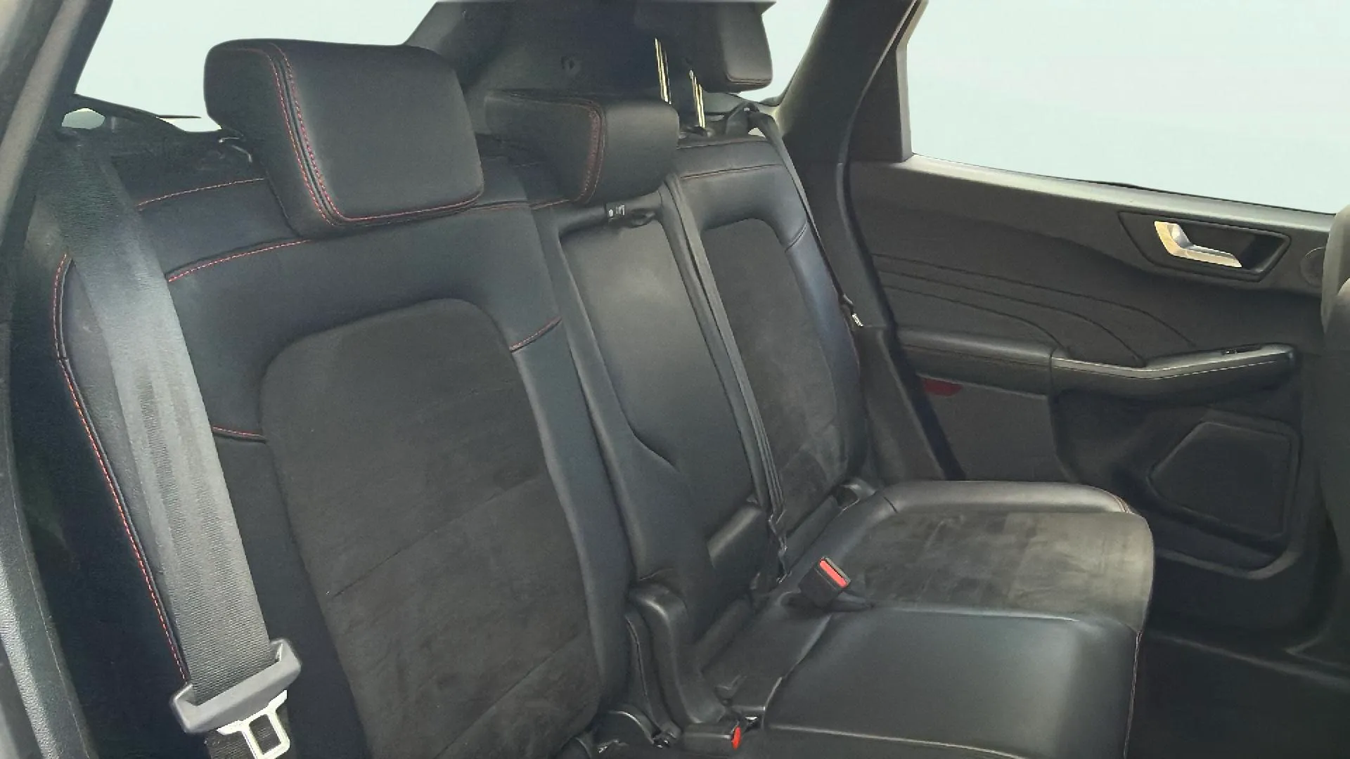 Ford Kuga ST-Line 1.5T EcoBoost - foto 11