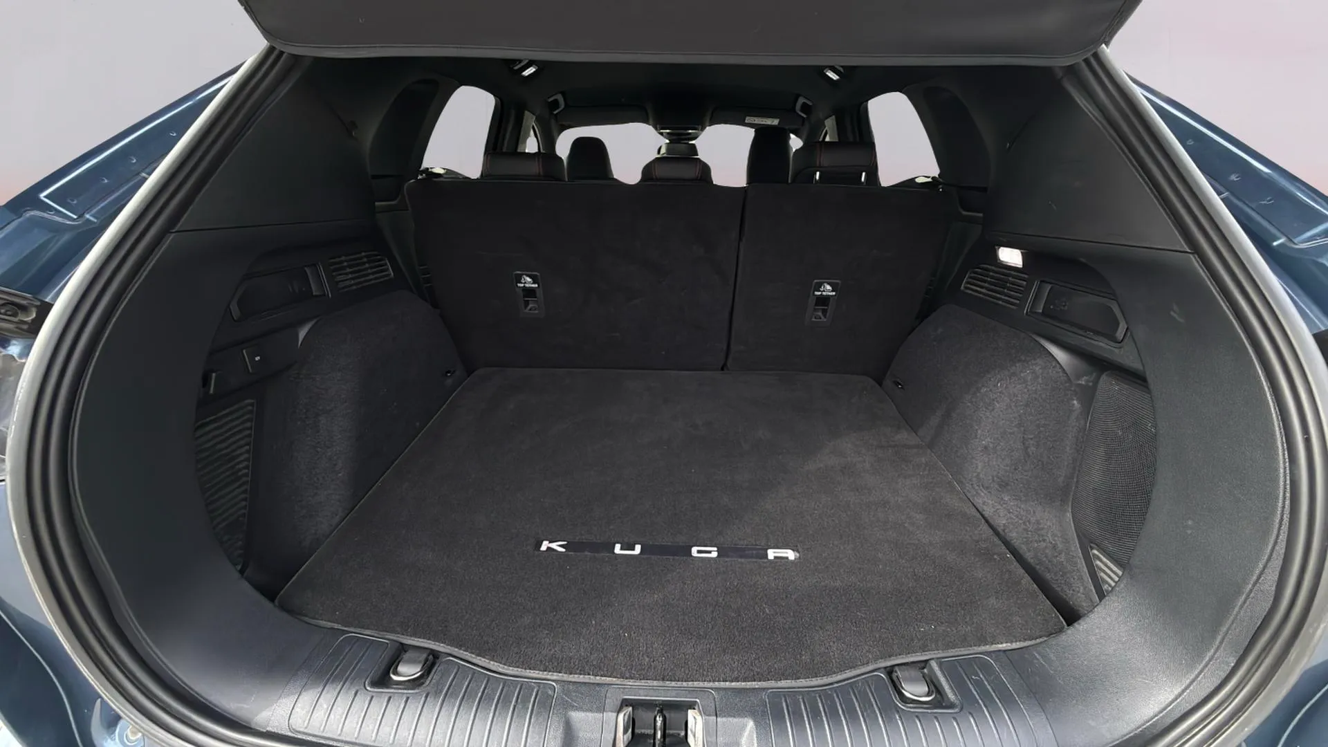 Ford Kuga ST-Line X 1.5T EcoBoost - foto 18