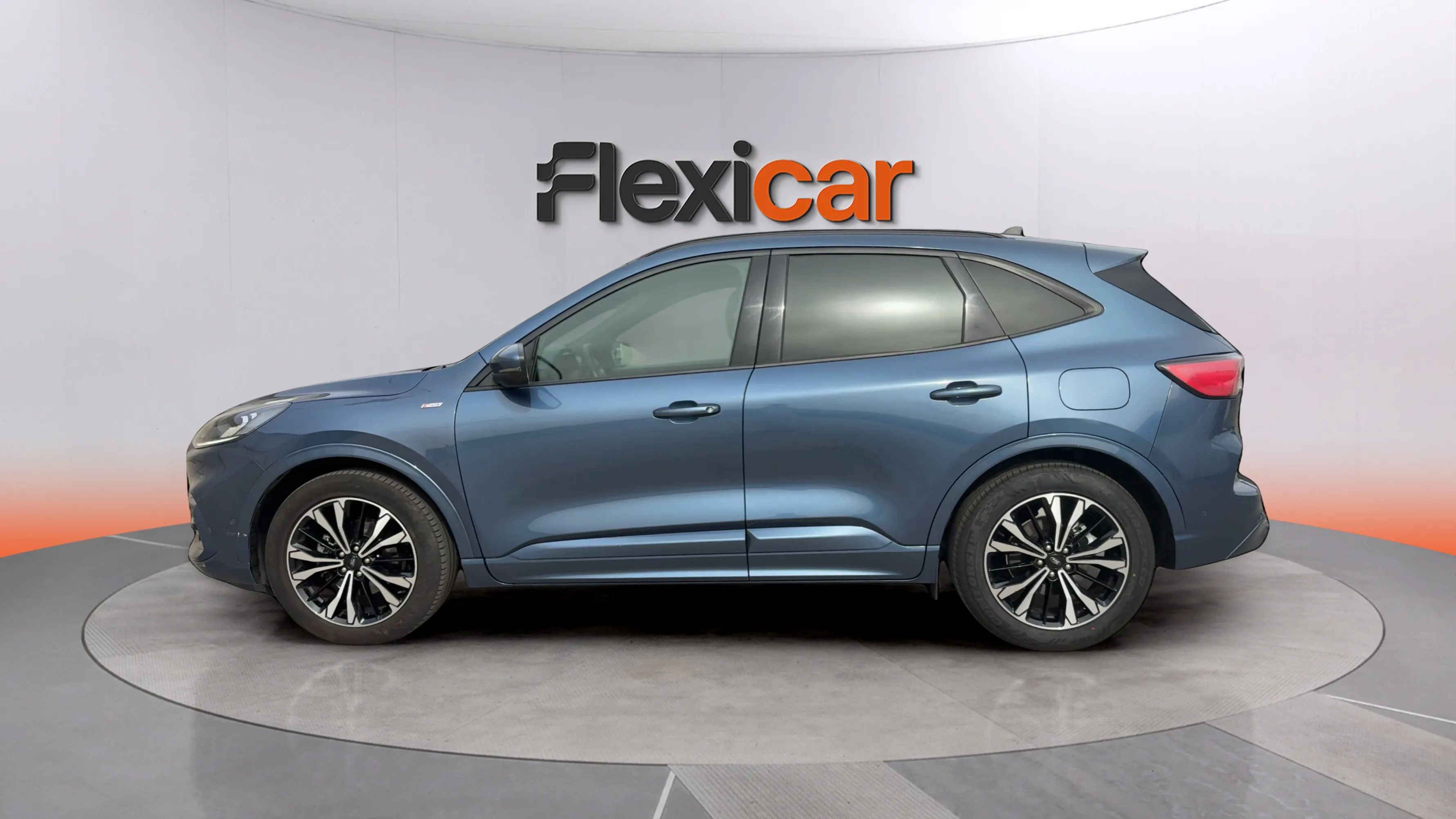 Ford Kuga ST-Line X 1.5T EcoBoost - foto 4
