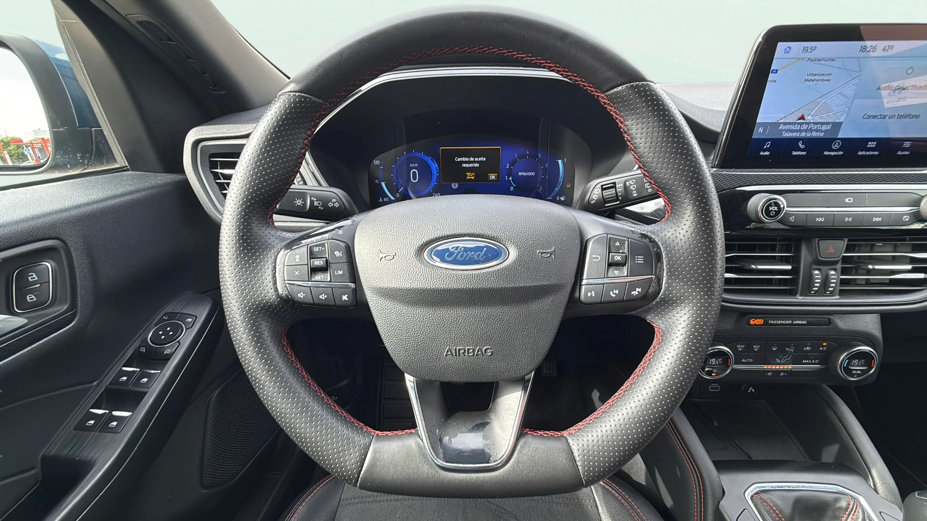 Ford Kuga ST-Line X 1.5T EcoBoost - foto 11