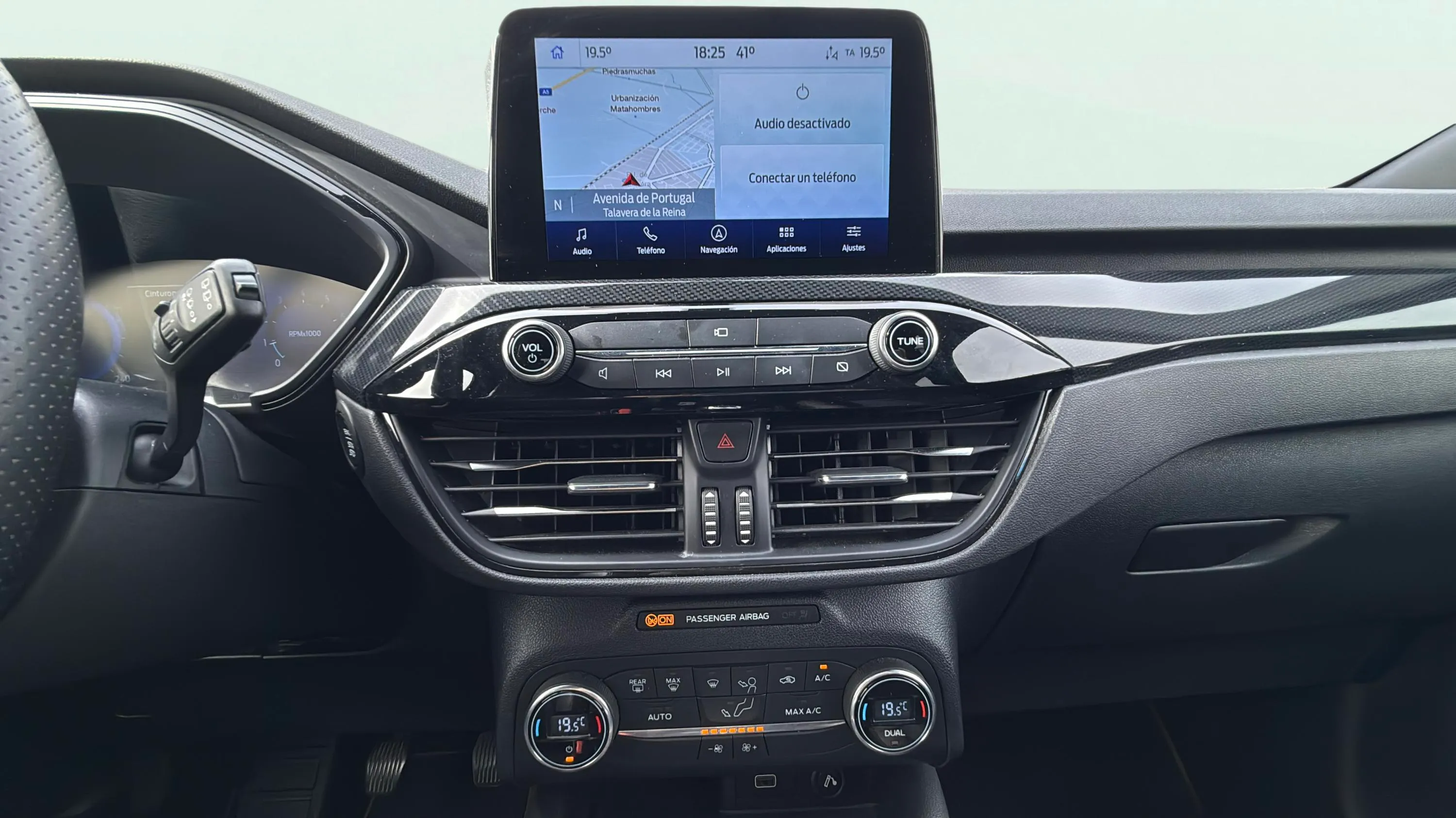 Ford Kuga ST-Line X 1.5T EcoBoost - foto 14