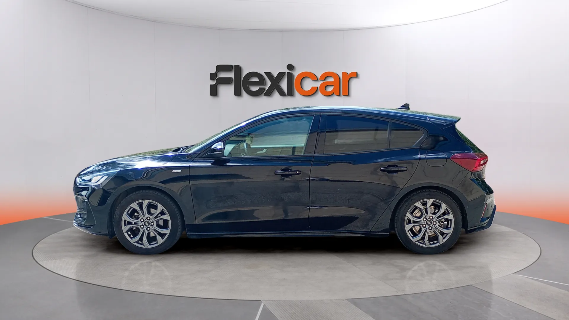 Ford Focus 1.0 EcoBoost MHEV ST-Line - foto 4