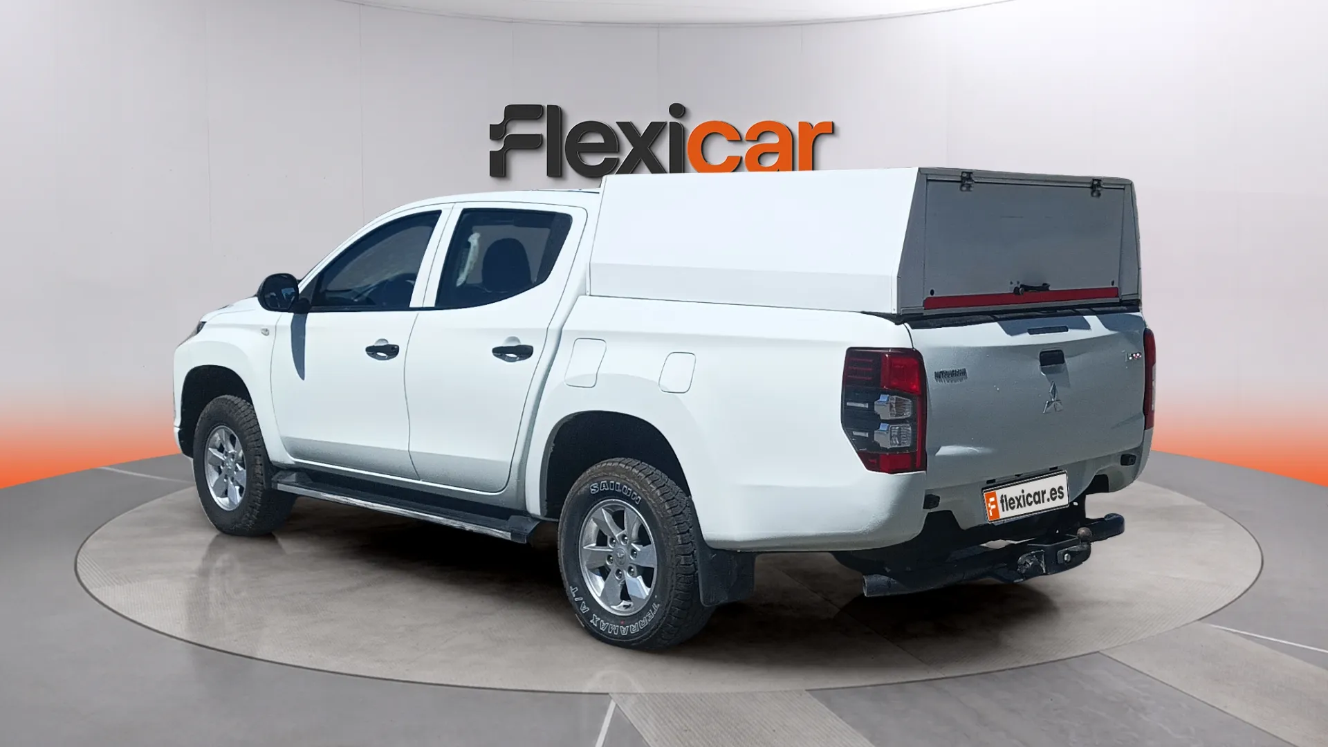 Mitsubishi L200 D/C 300 DI-D Kaiteki - foto 7