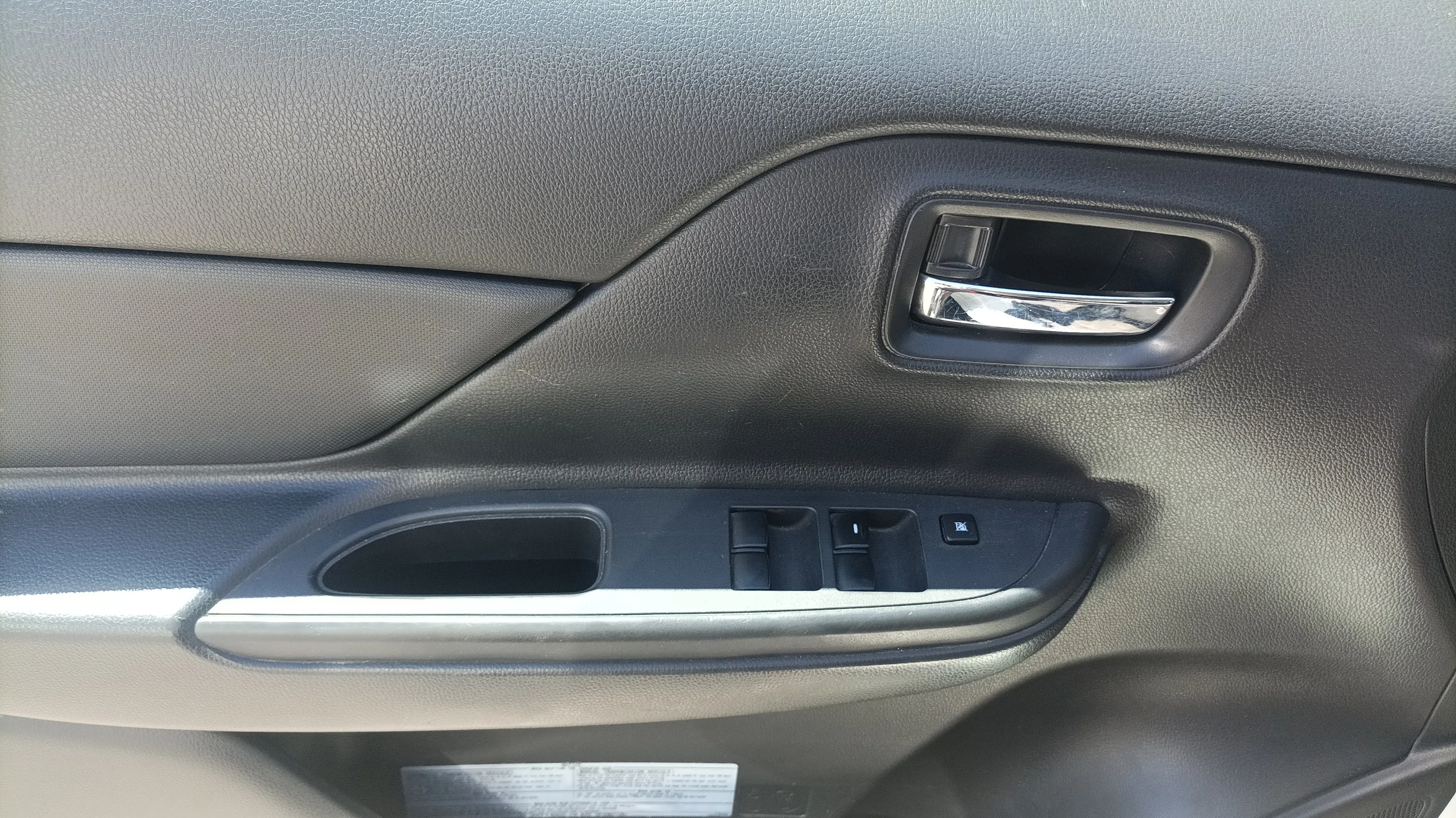Mitsubishi L200 D/C 300 DI-D Kaiteki - foto 21