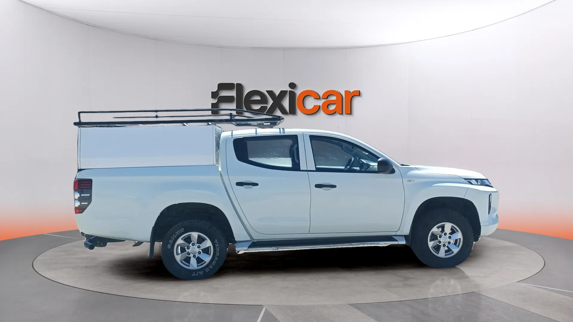 Mitsubishi L200 D/C 300 DI-D Kaiteki - foto 2