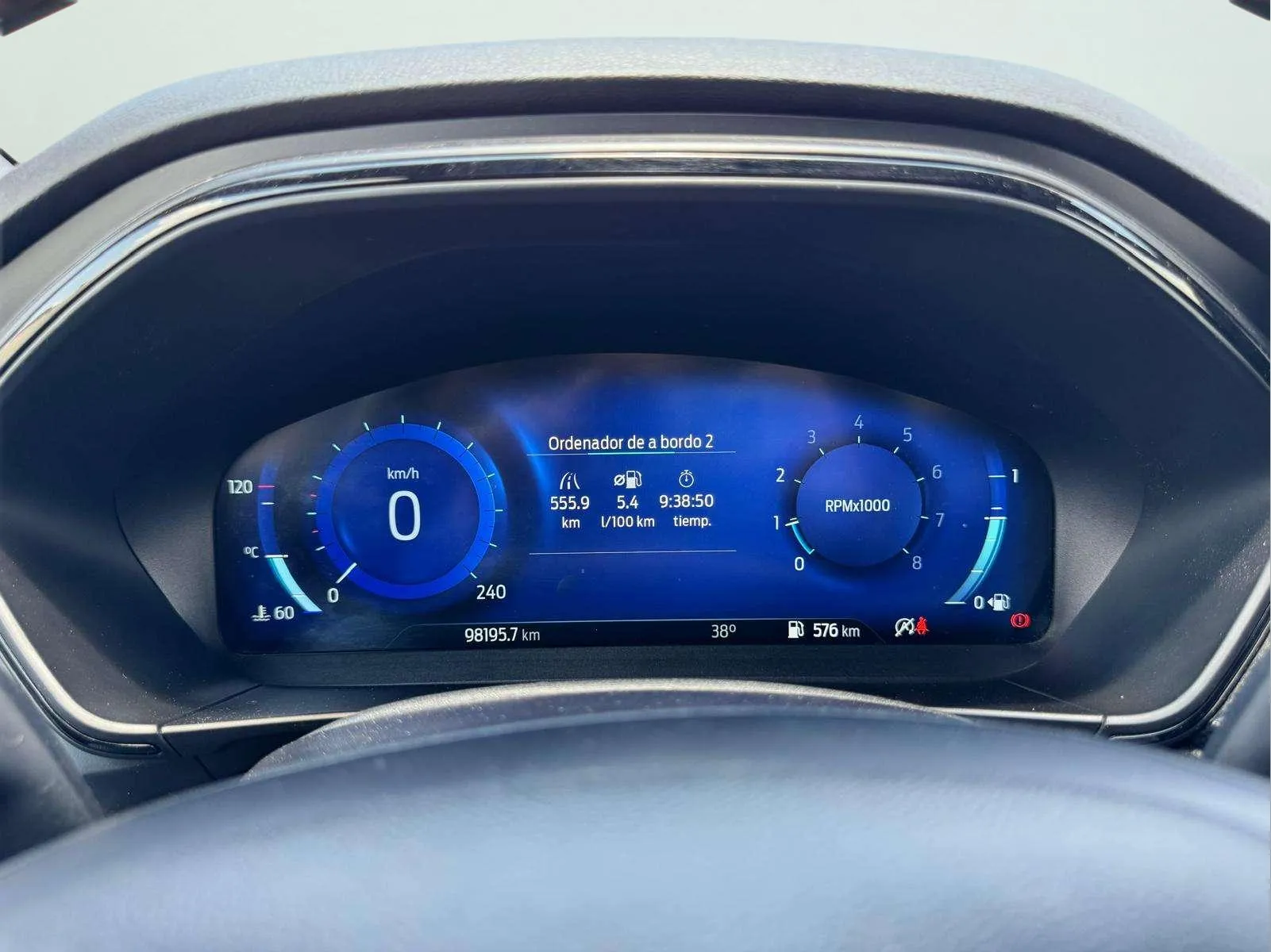 Ford Focus 1.0 EcoBoost MHEV ST-Line Design SIP - foto 14