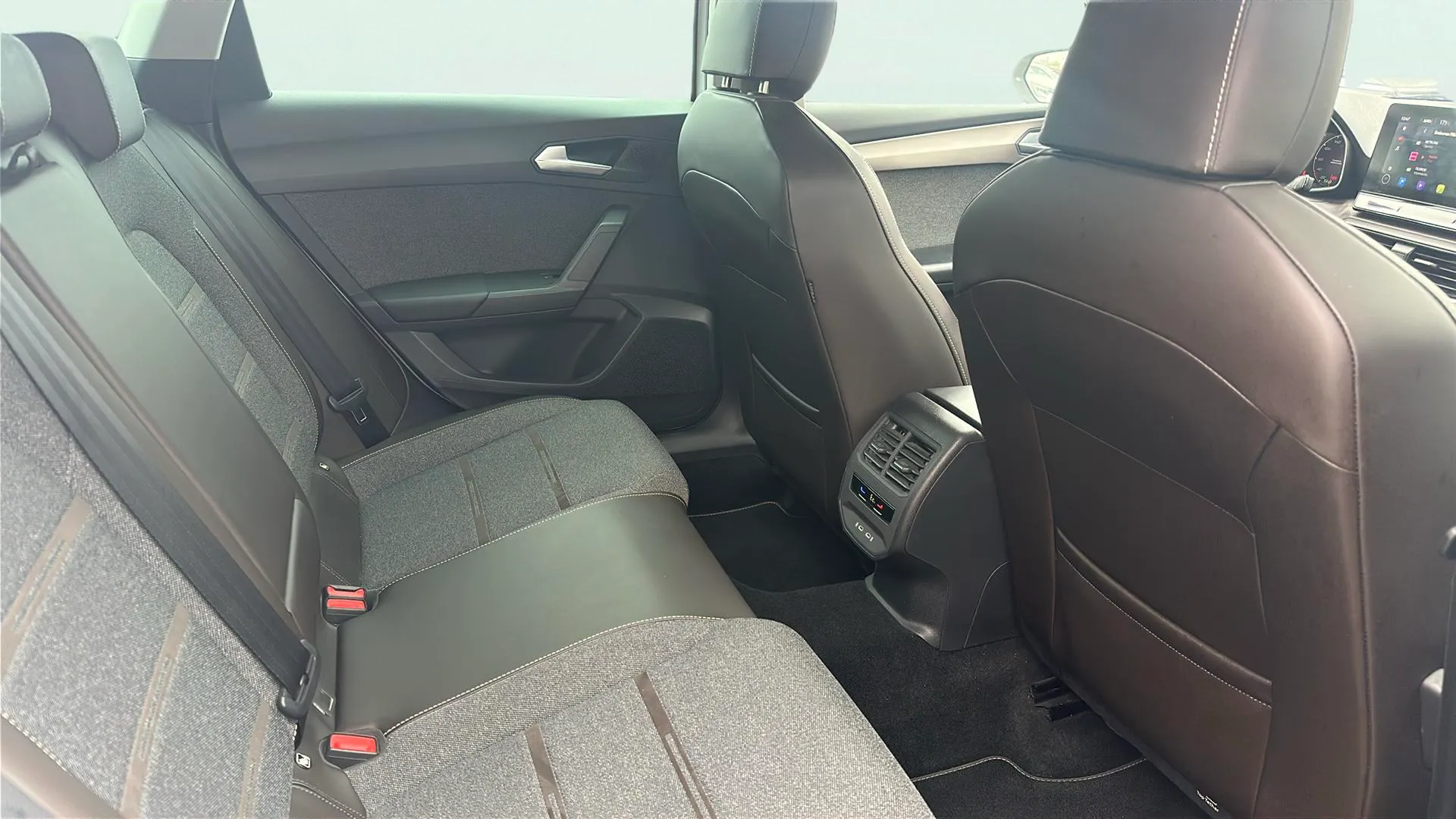 SEAT León SP 1.4 e-Hybrid DSG FR - foto 20