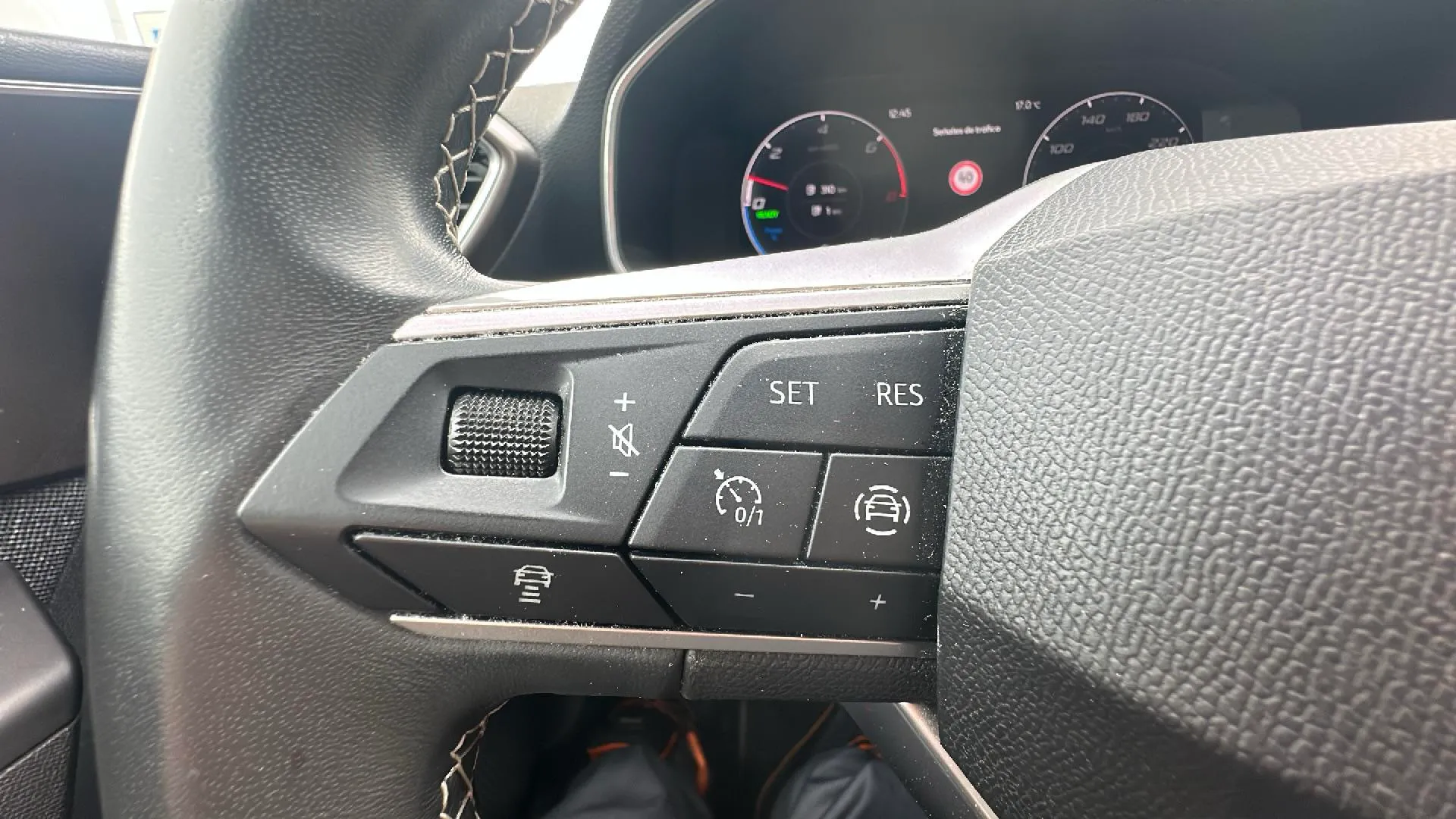 SEAT León SP 1.4 e-Hybrid DSG FR - foto 16