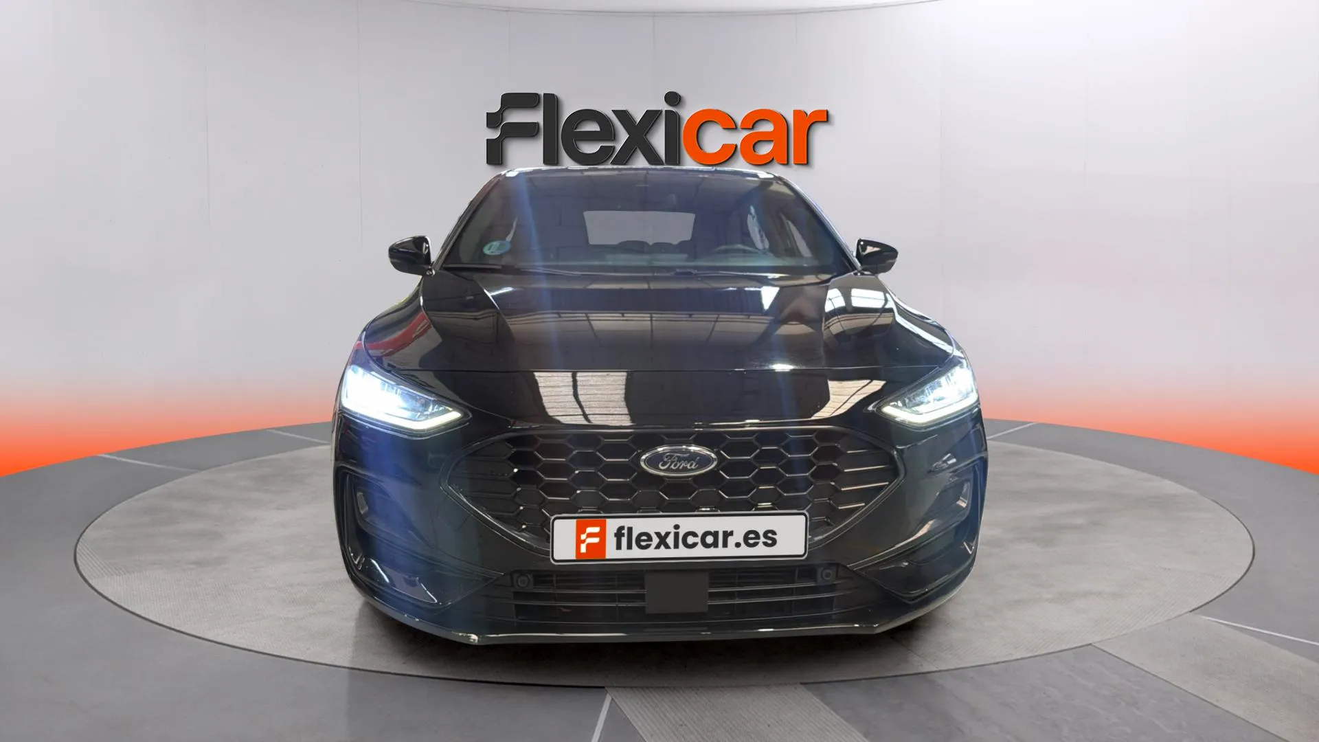 Ford Focus 1.0 EcoBoost MHEV ST-Line - foto 2