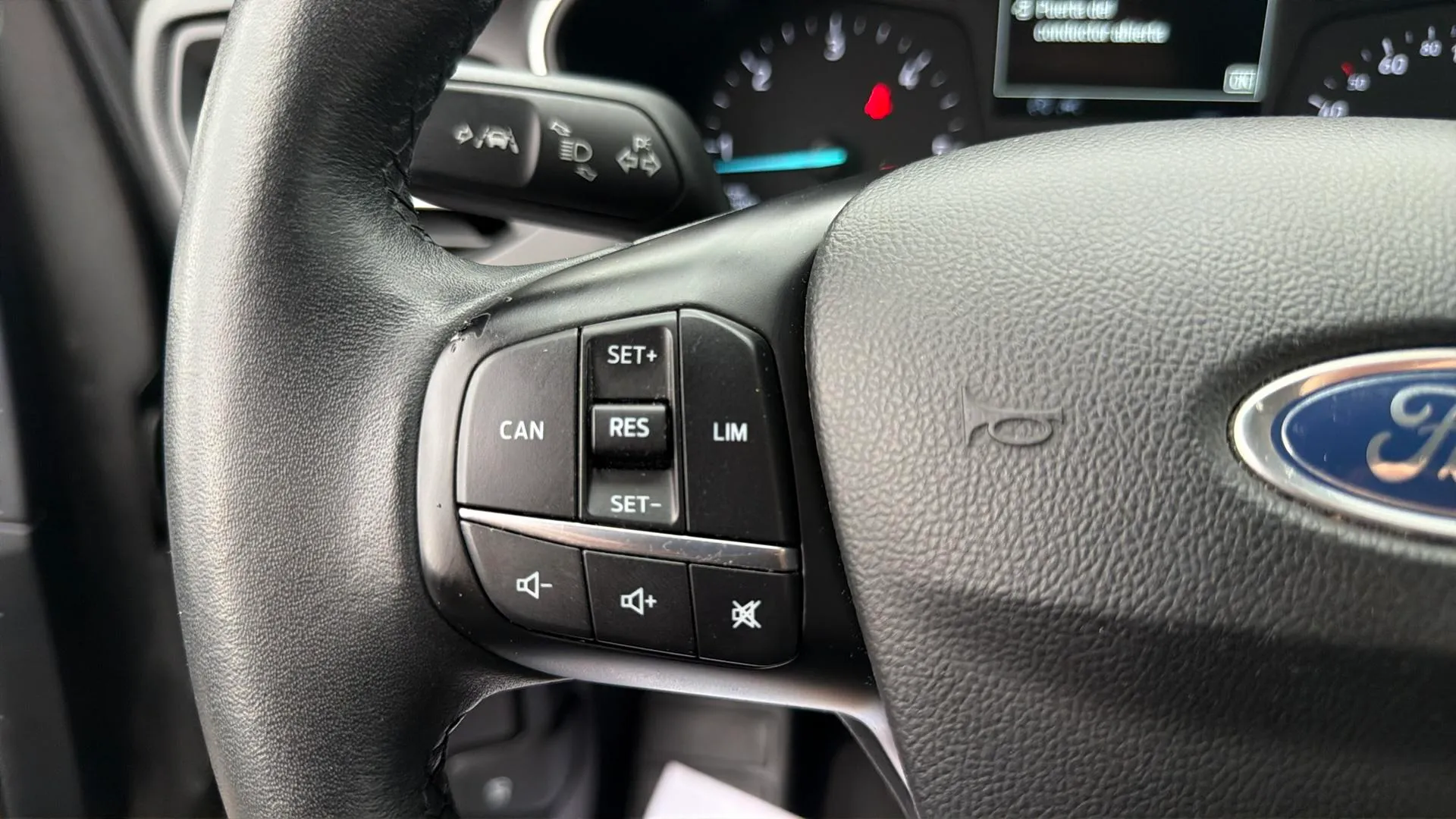 Ford Focus 1.5 EcoBlue Trend+ SB - foto 13