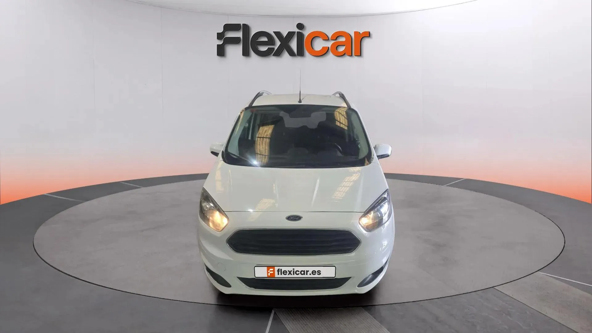 Ford Tourneo Courier 1.5 TDCi Trend - foto 29