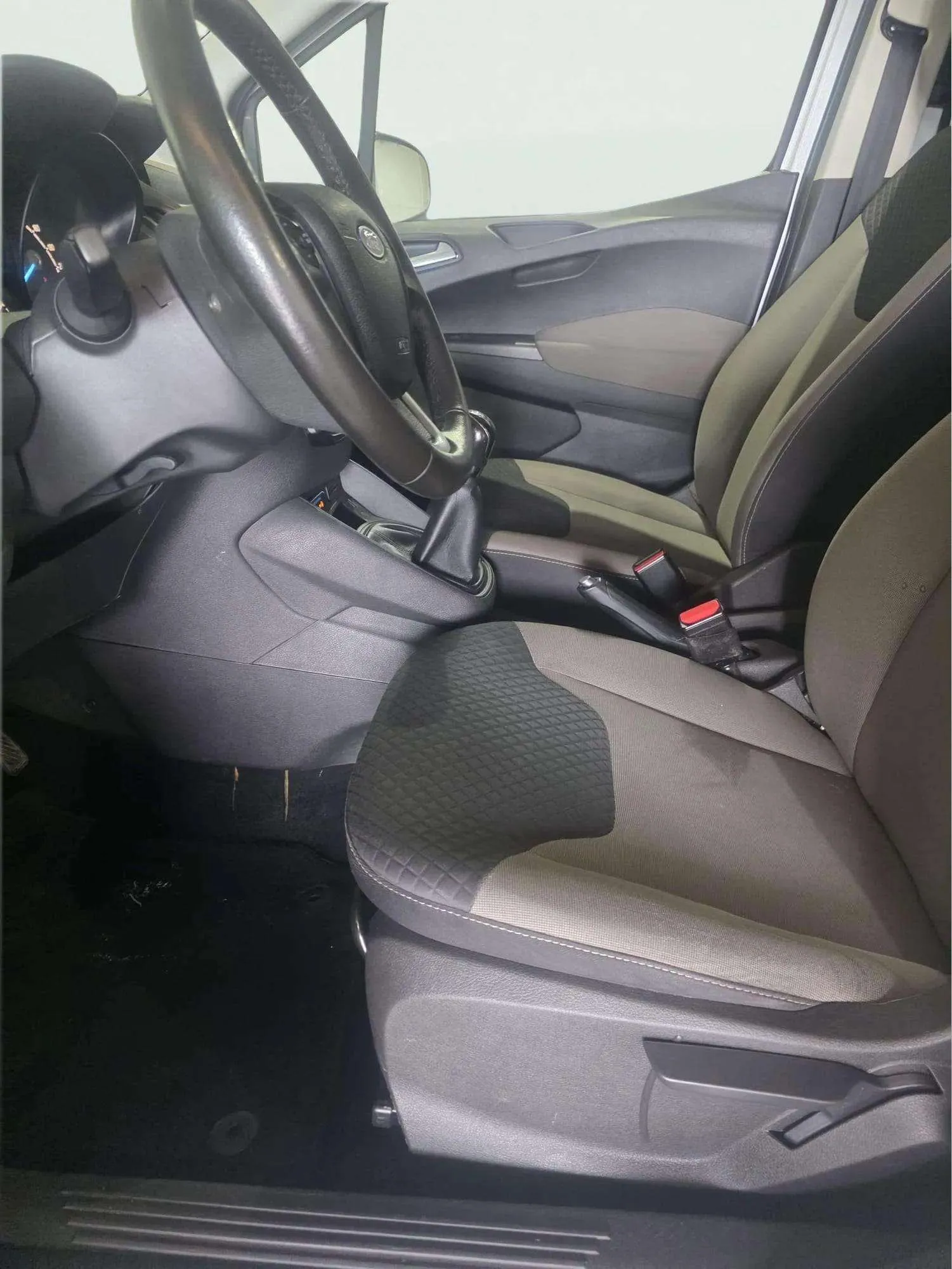 Ford Tourneo Courier 1.5 TDCi Trend - foto 22