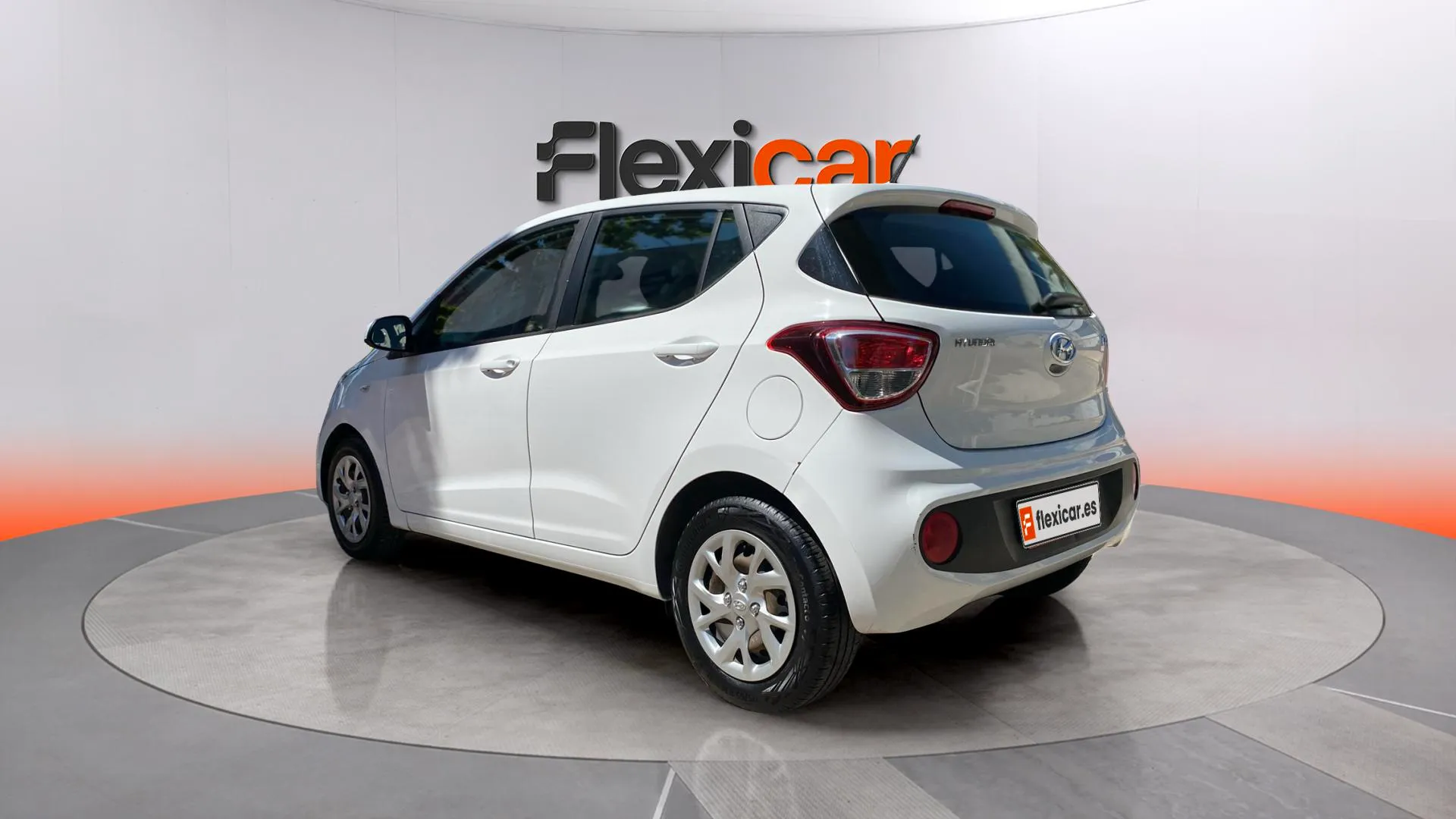 Hyundai i10 1.0 Klass - foto 4