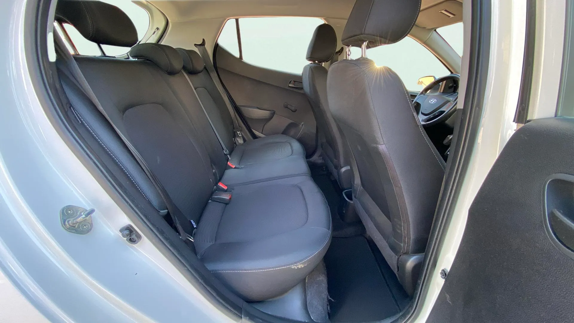 Hyundai i10 1.0 Klass - foto 13