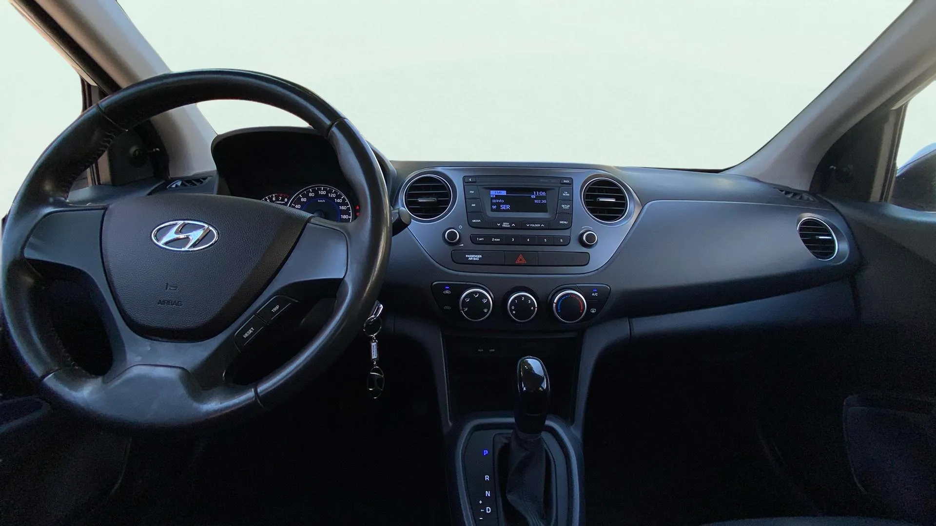 Hyundai i10 1.0 Klass - foto 16